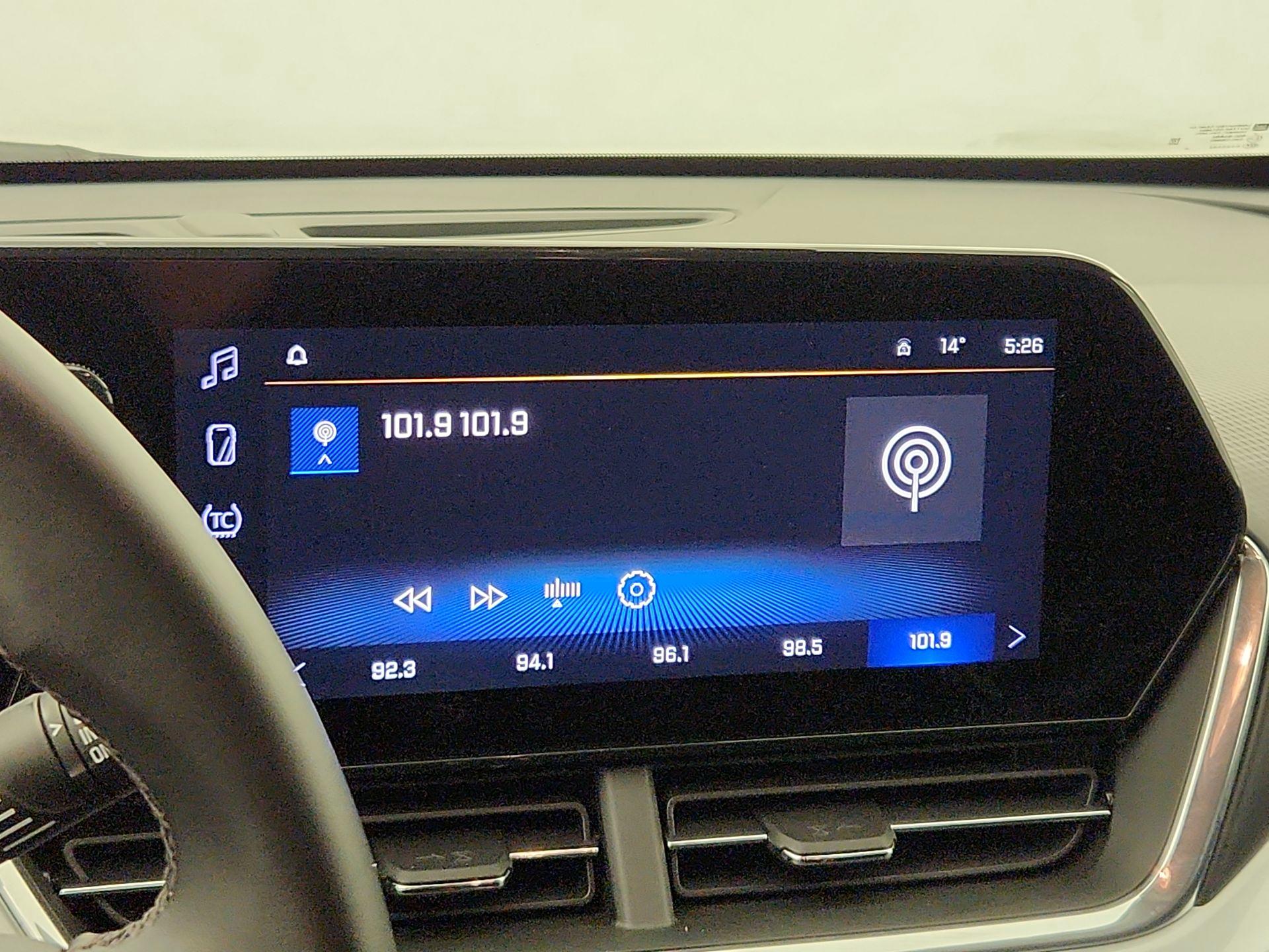 Thumbnail: 2025 Chevrolet Trax - 15