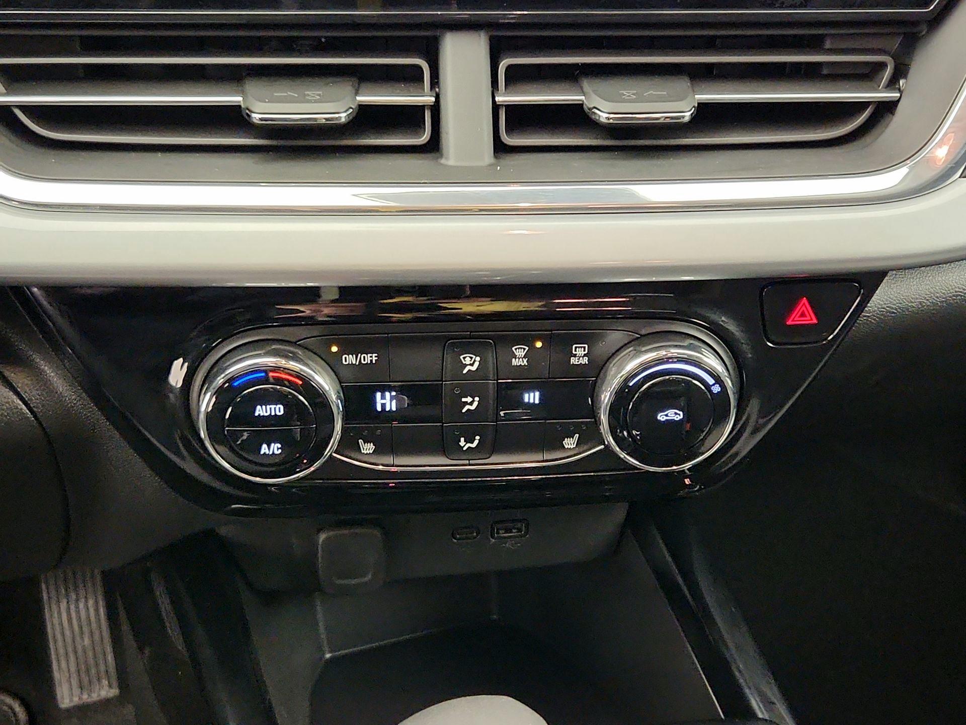 Thumbnail: 2025 Chevrolet Trax - 16