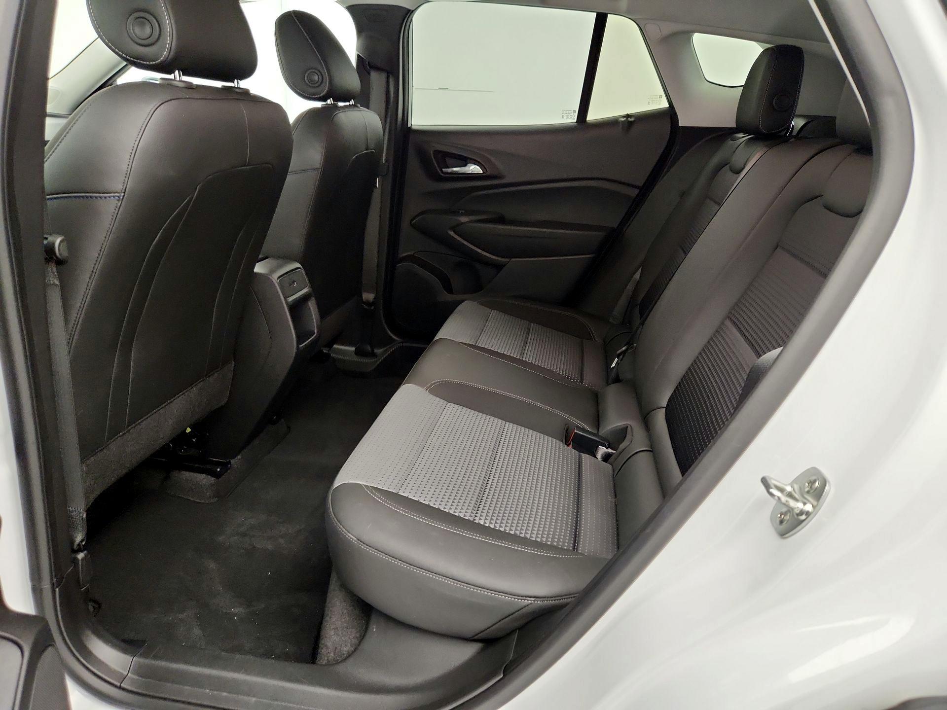 Thumbnail: 2025 Chevrolet Trax - 19