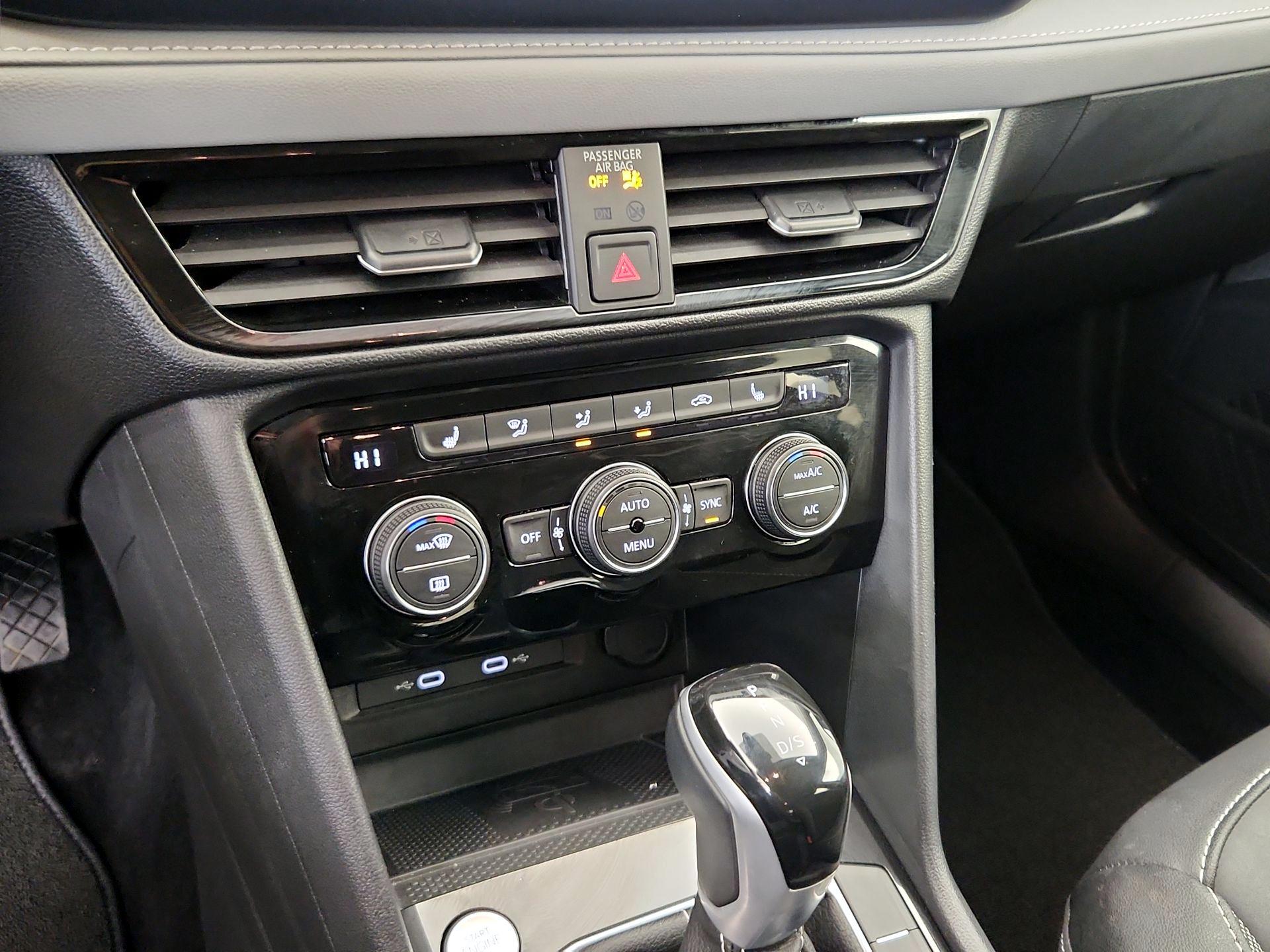 Thumbnail: 2024 Volkswagen Taos - 16