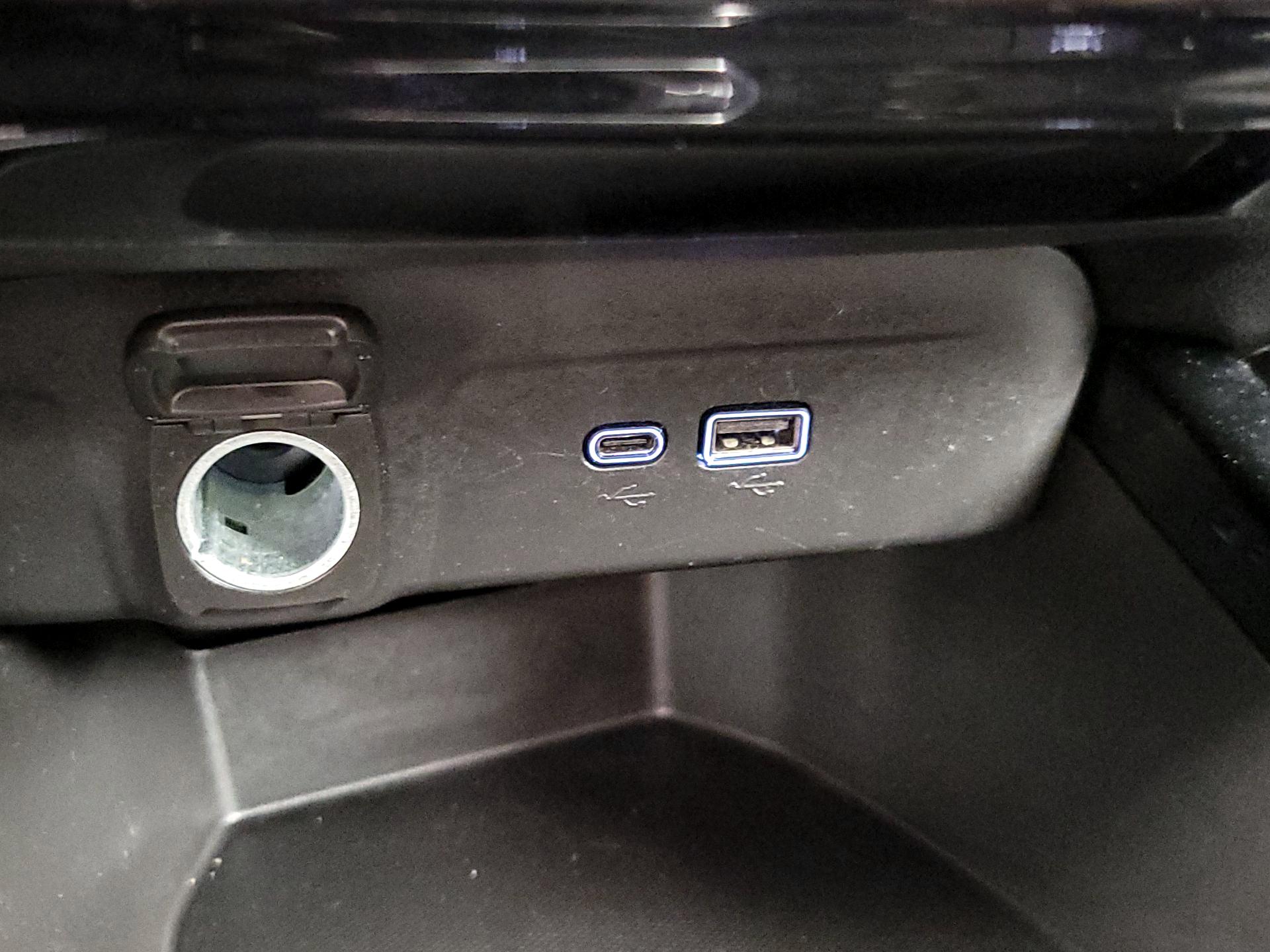 Thumbnail: 2025 Chevrolet Trax - 18