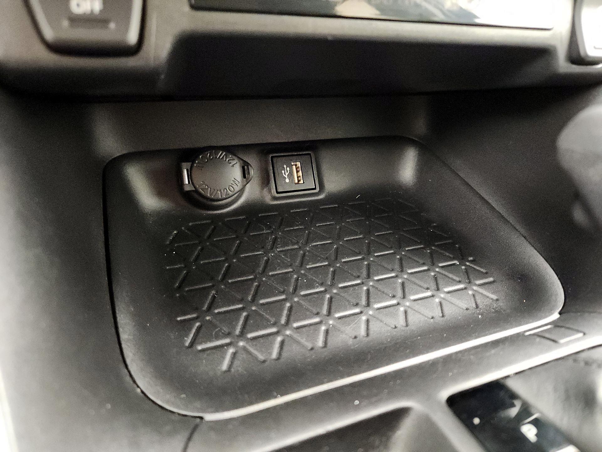 Thumbnail: 2024 Toyota RAV4 - 18