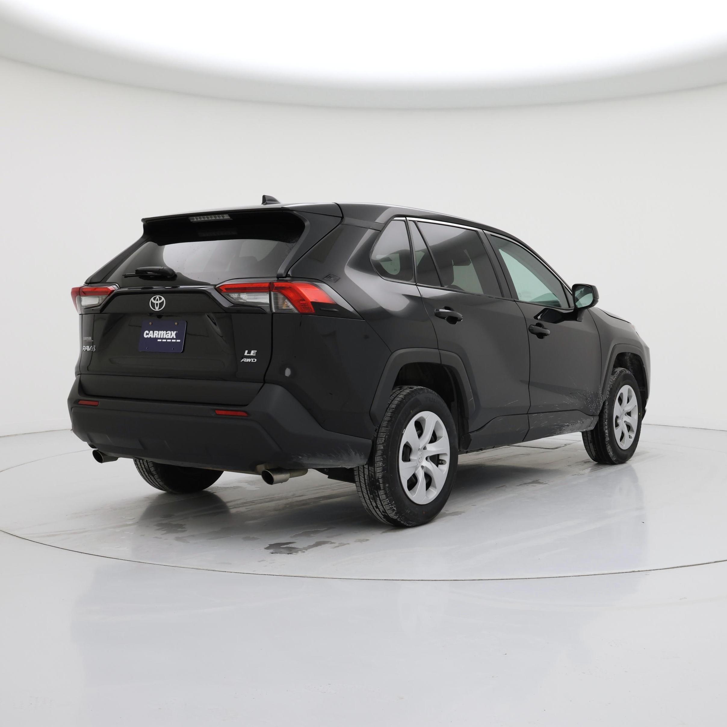 Thumbnail: 2024 Toyota RAV4 - 8