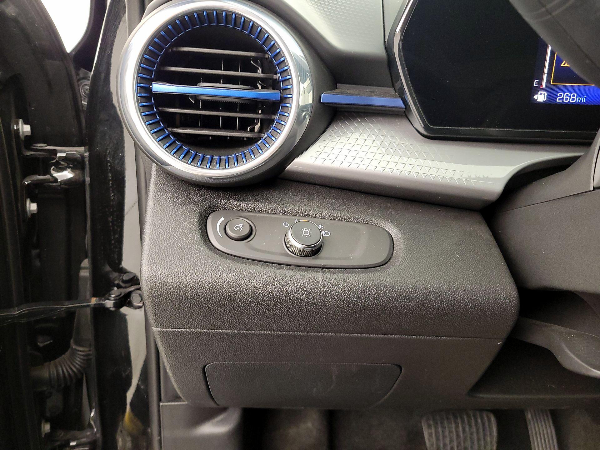 Thumbnail: 2025 Chevrolet Trax - 13