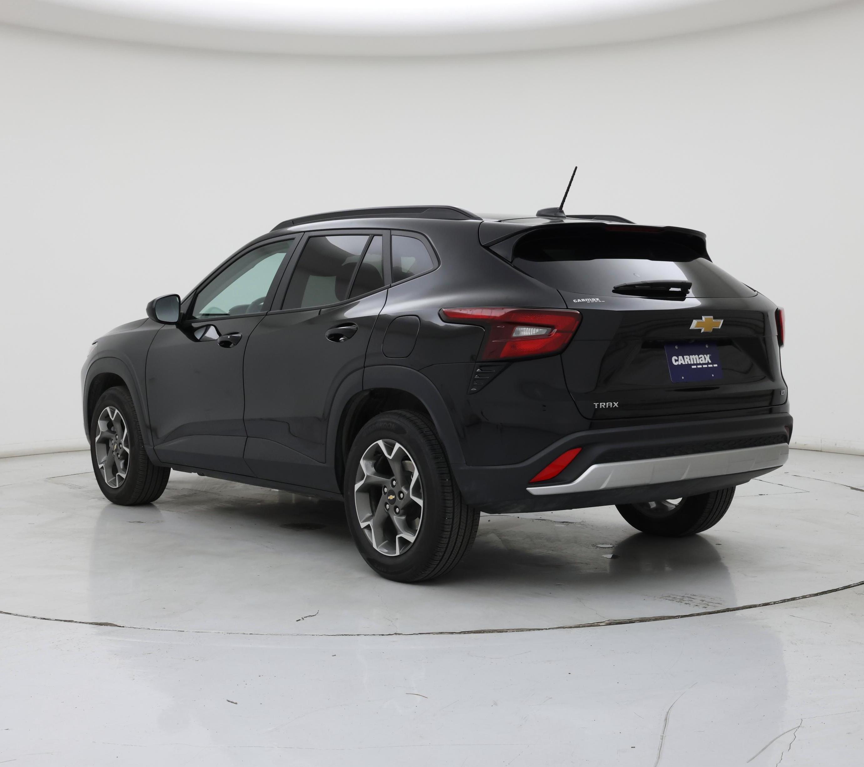 Thumbnail: 2025 Chevrolet Trax - 2