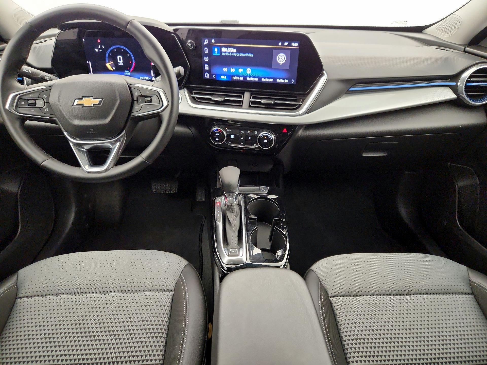 Thumbnail: 2025 Chevrolet Trax - 9