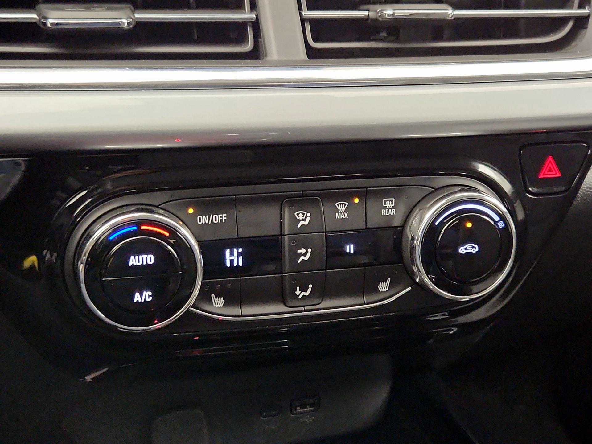 Thumbnail: 2025 Chevrolet Trax - 16