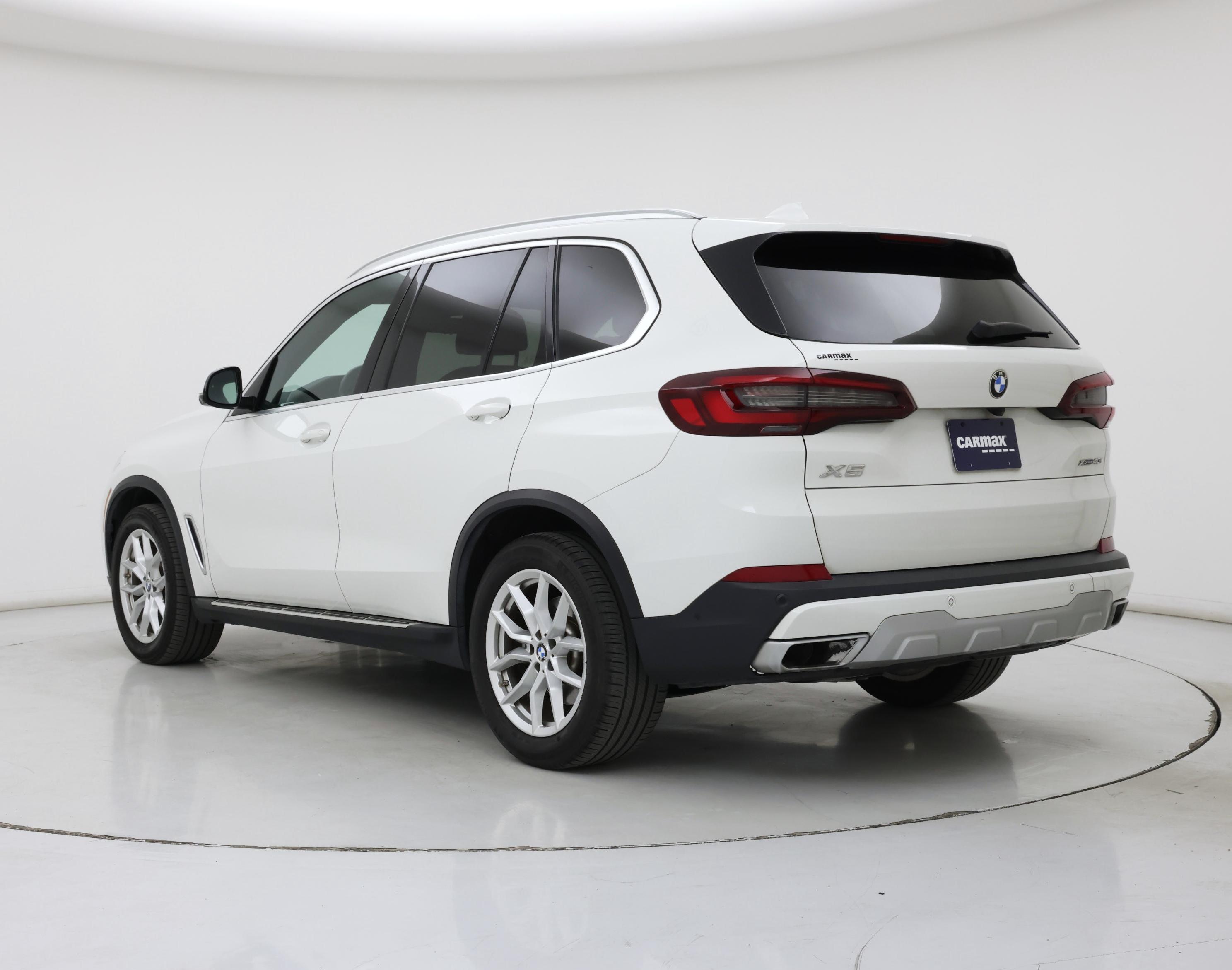 Thumbnail: 2022 BMW X5 - 2