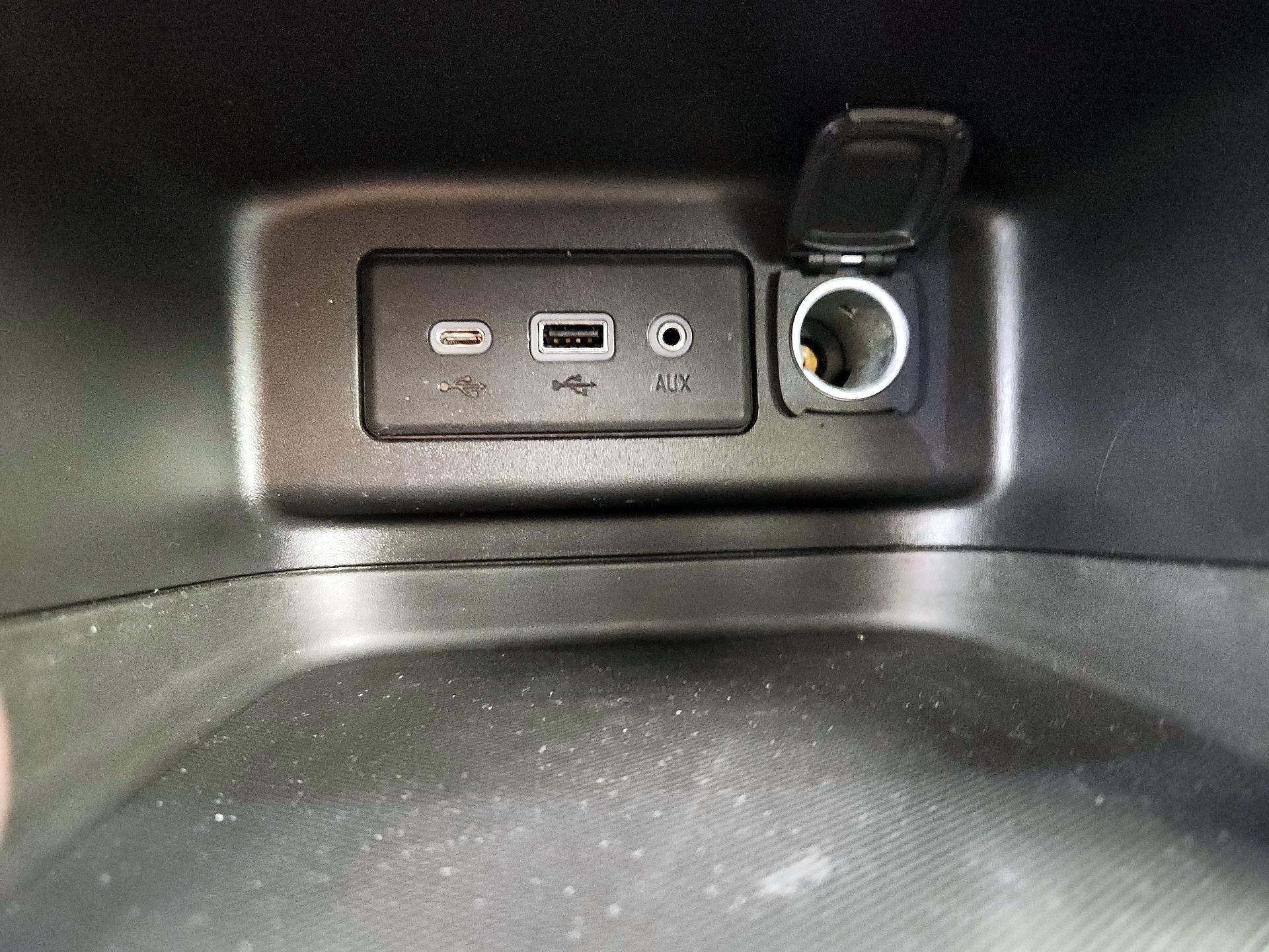 Thumbnail: 2019 Chevrolet Equinox - 18