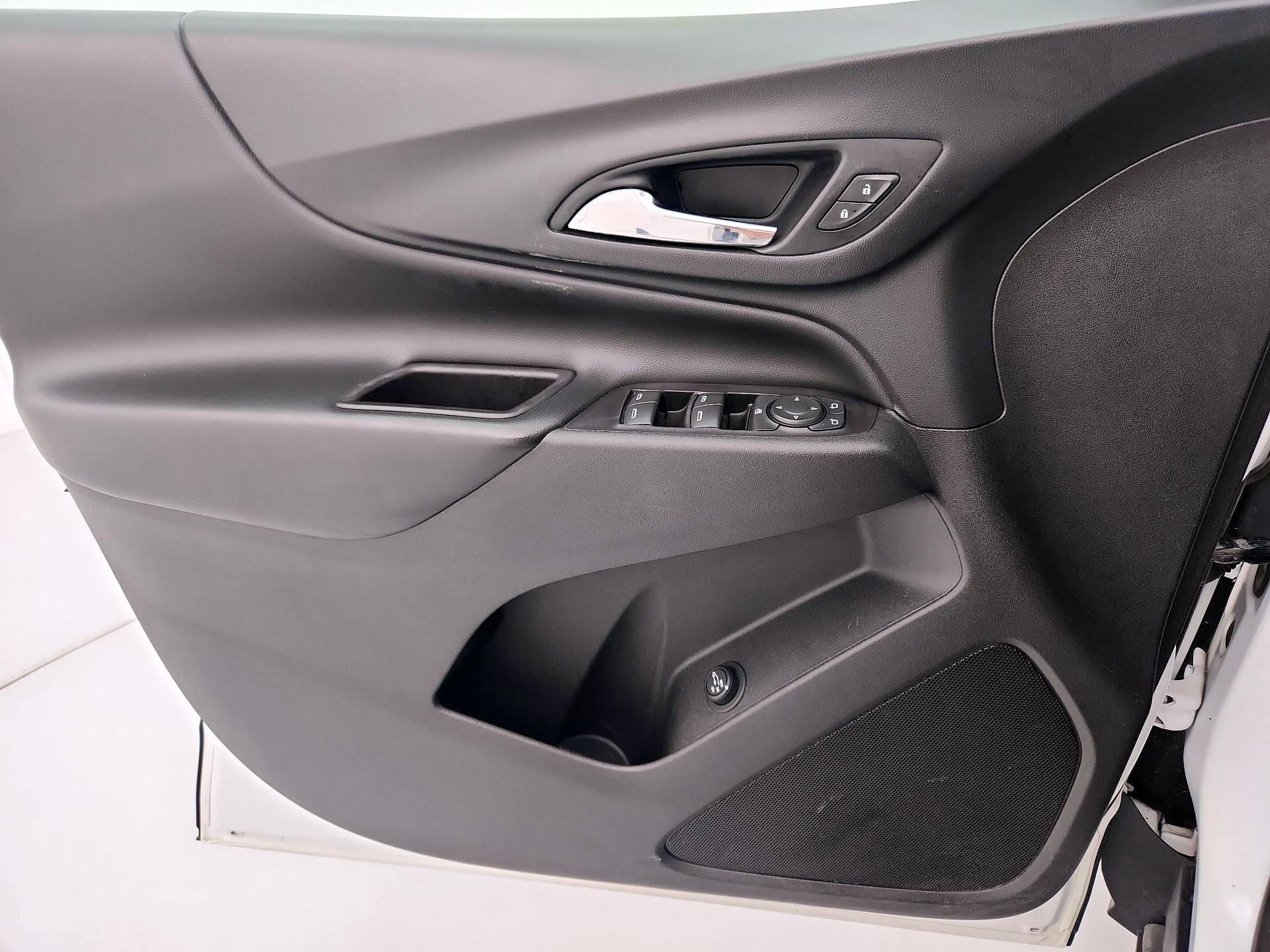 Thumbnail: 2018 Chevrolet Equinox - 12