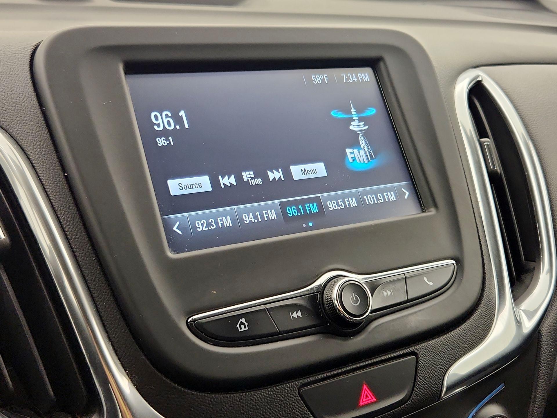 Thumbnail: 2018 Chevrolet Equinox - 15