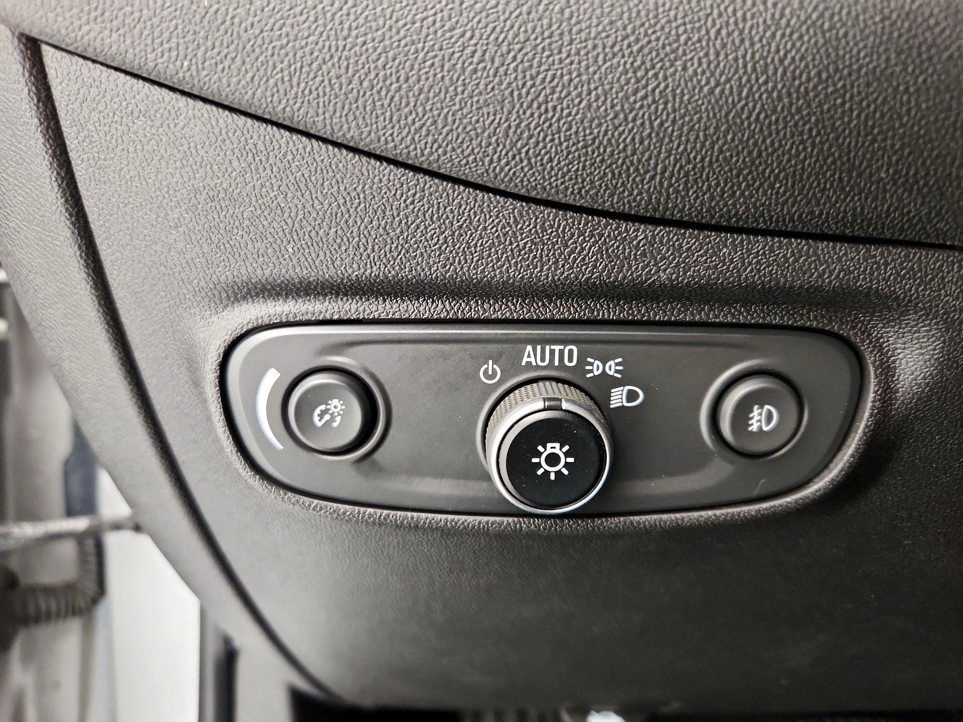 Thumbnail: 2021 Chevrolet Equinox - 13