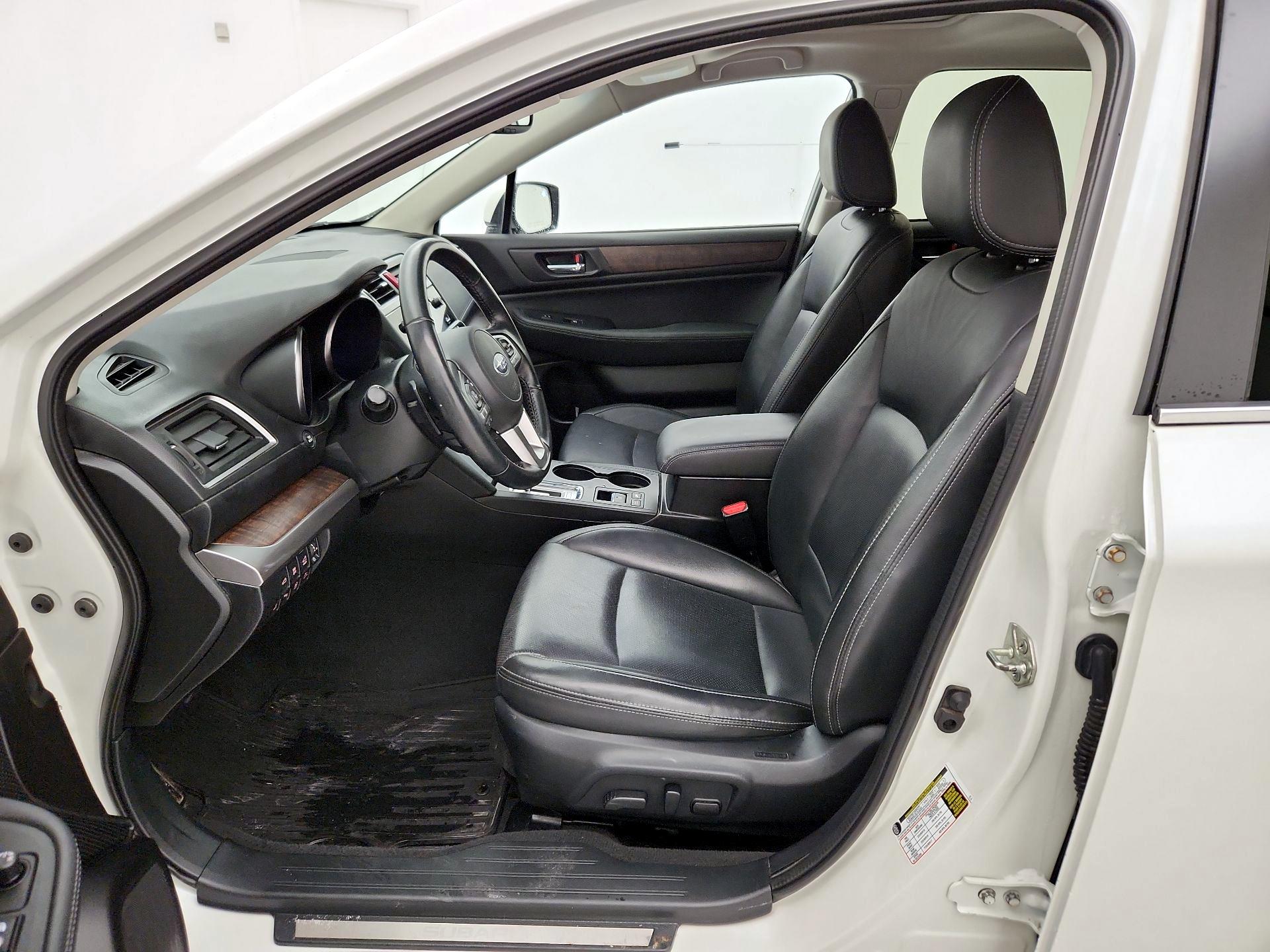 Thumbnail: 2016 Subaru Outback - 11