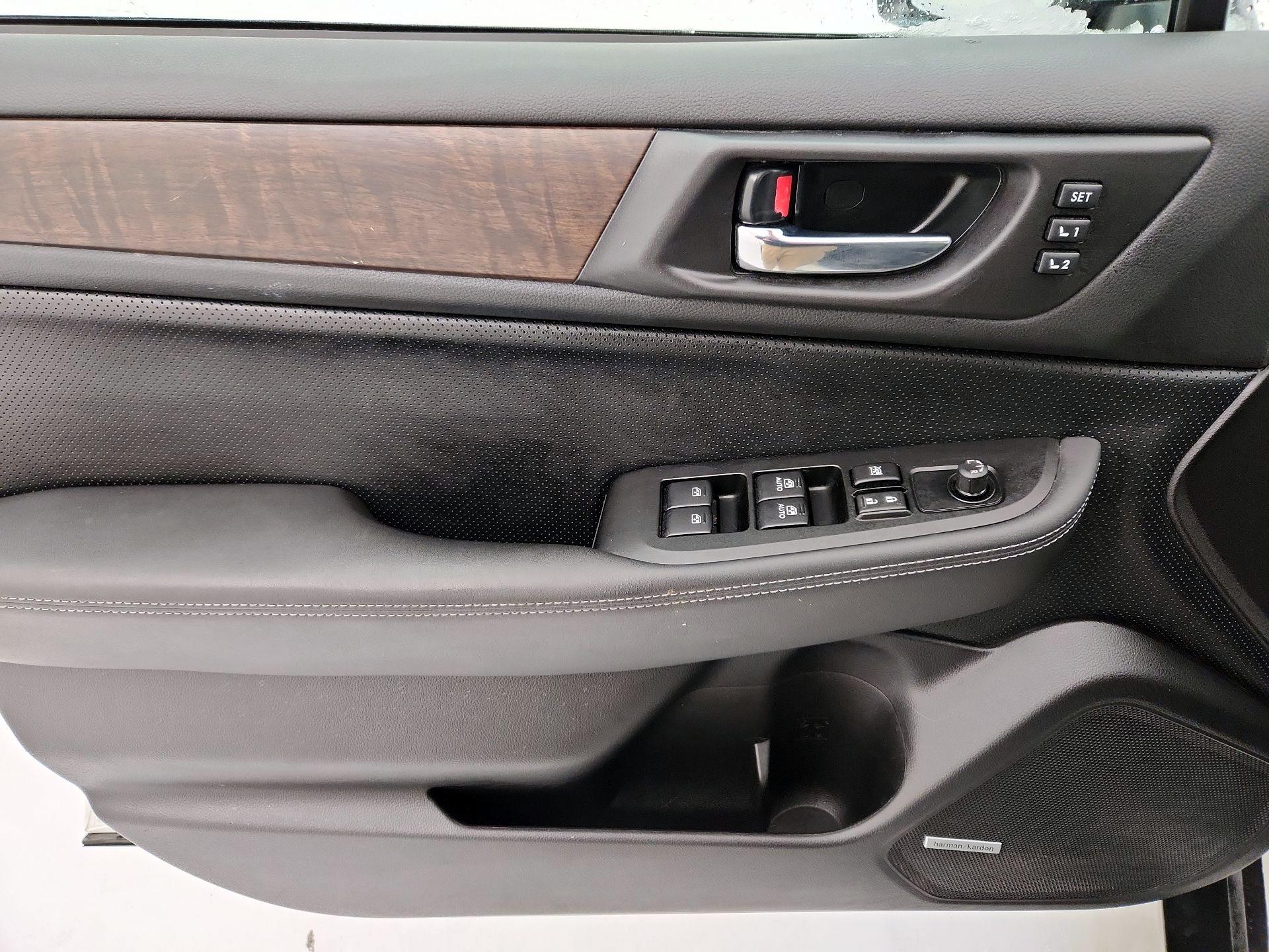 Thumbnail: 2016 Subaru Outback - 12