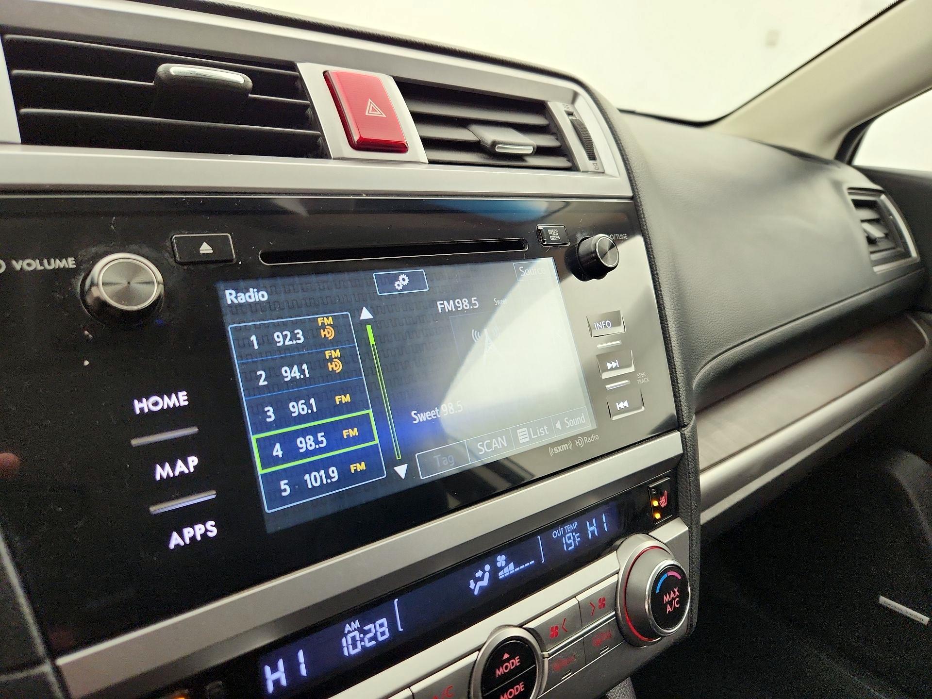 Thumbnail: 2016 Subaru Outback - 16