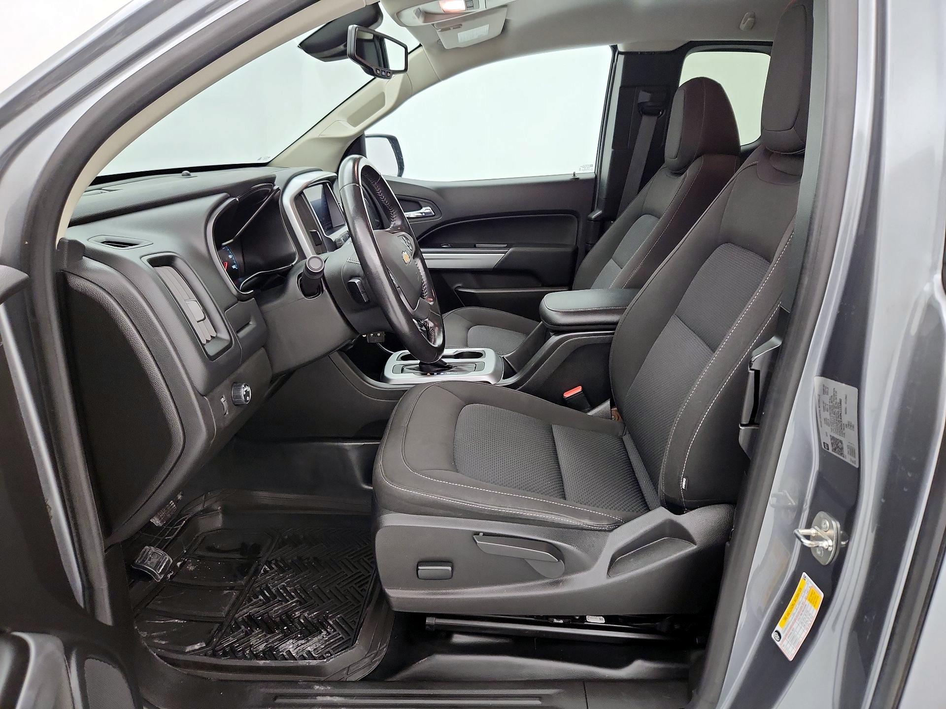 Thumbnail: 2022 Chevrolet Colorado - 11