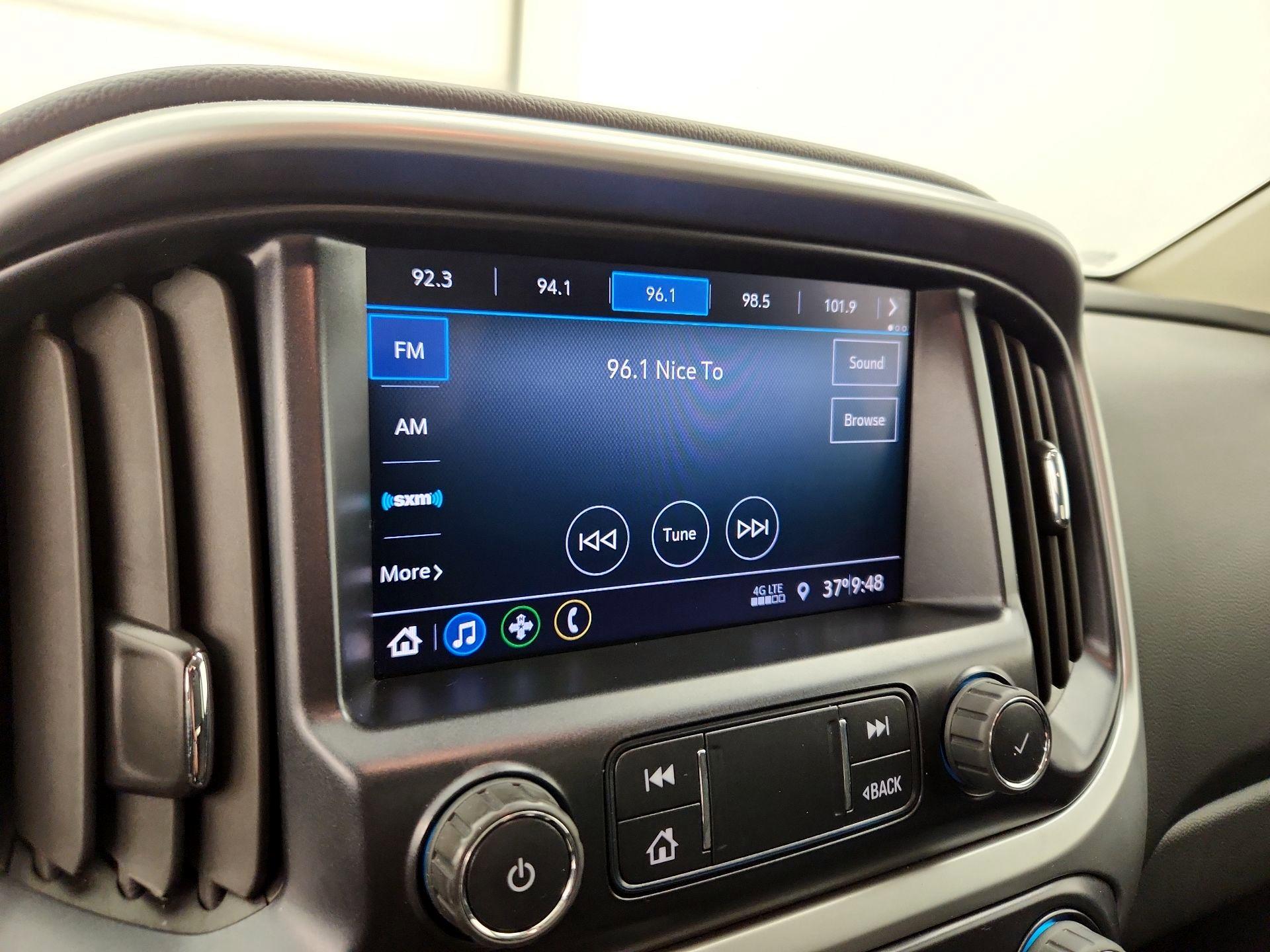 Thumbnail: 2022 Chevrolet Colorado - 15