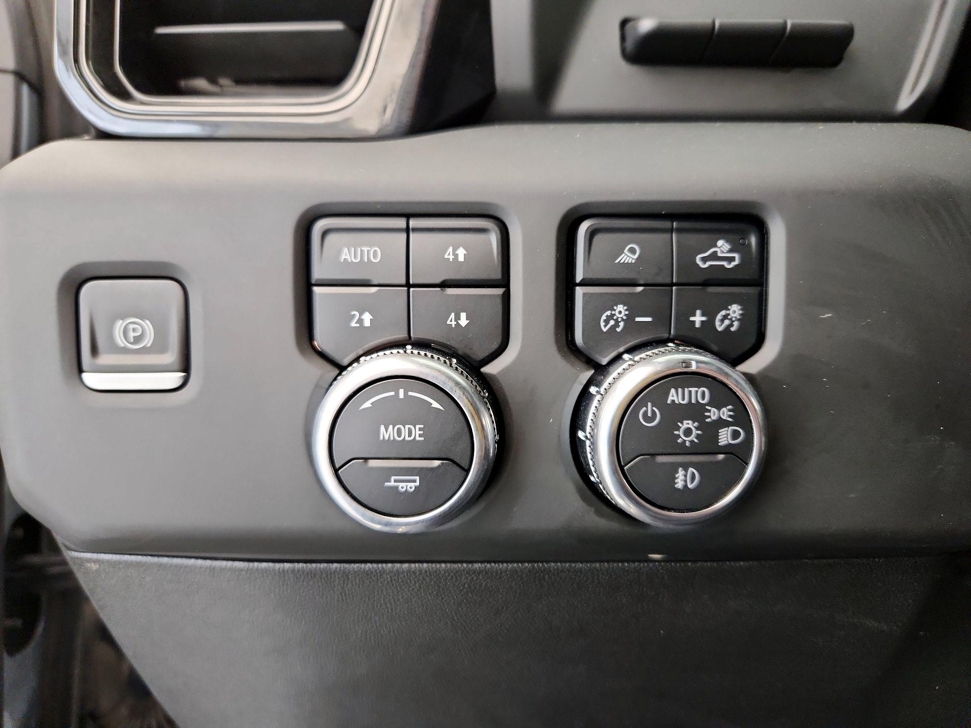 Thumbnail: 2024 GMC Sierra 2500 - 13