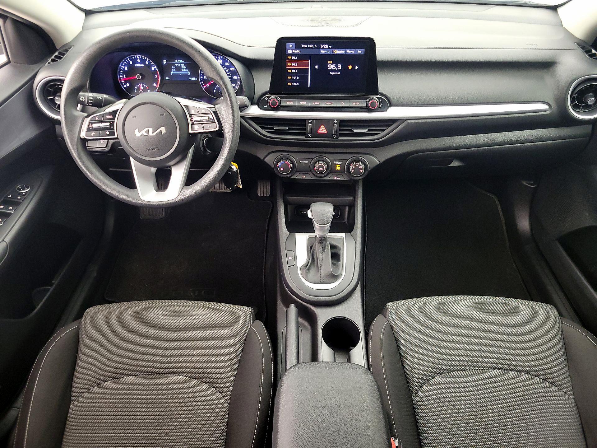 Thumbnail: 2023 Kia Forte - 9