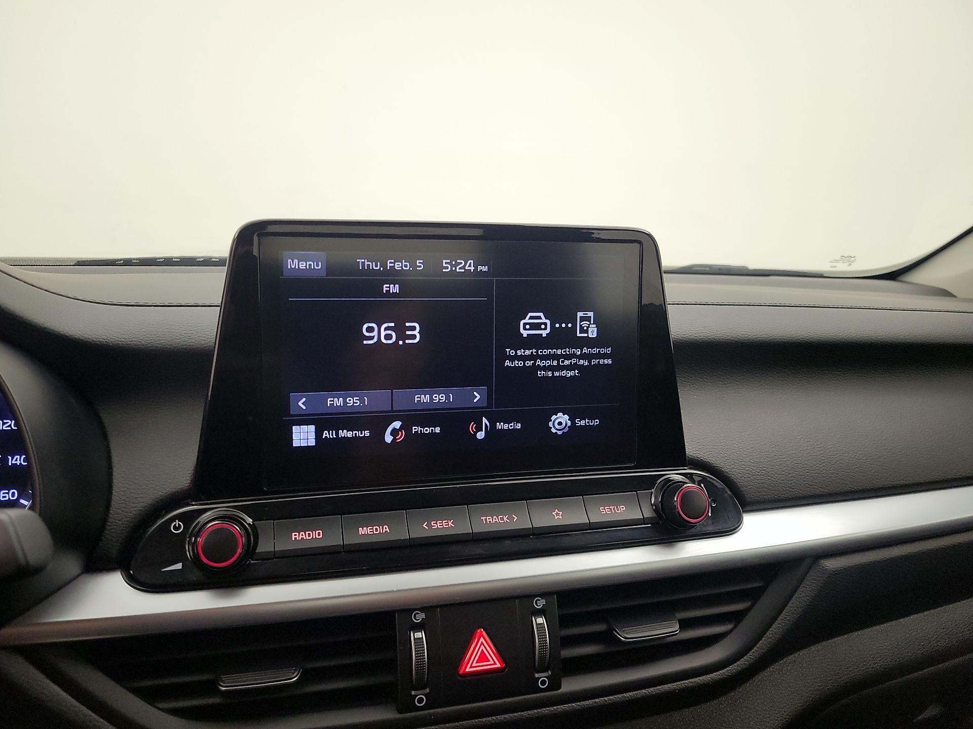 Thumbnail: 2023 Kia Forte - 15