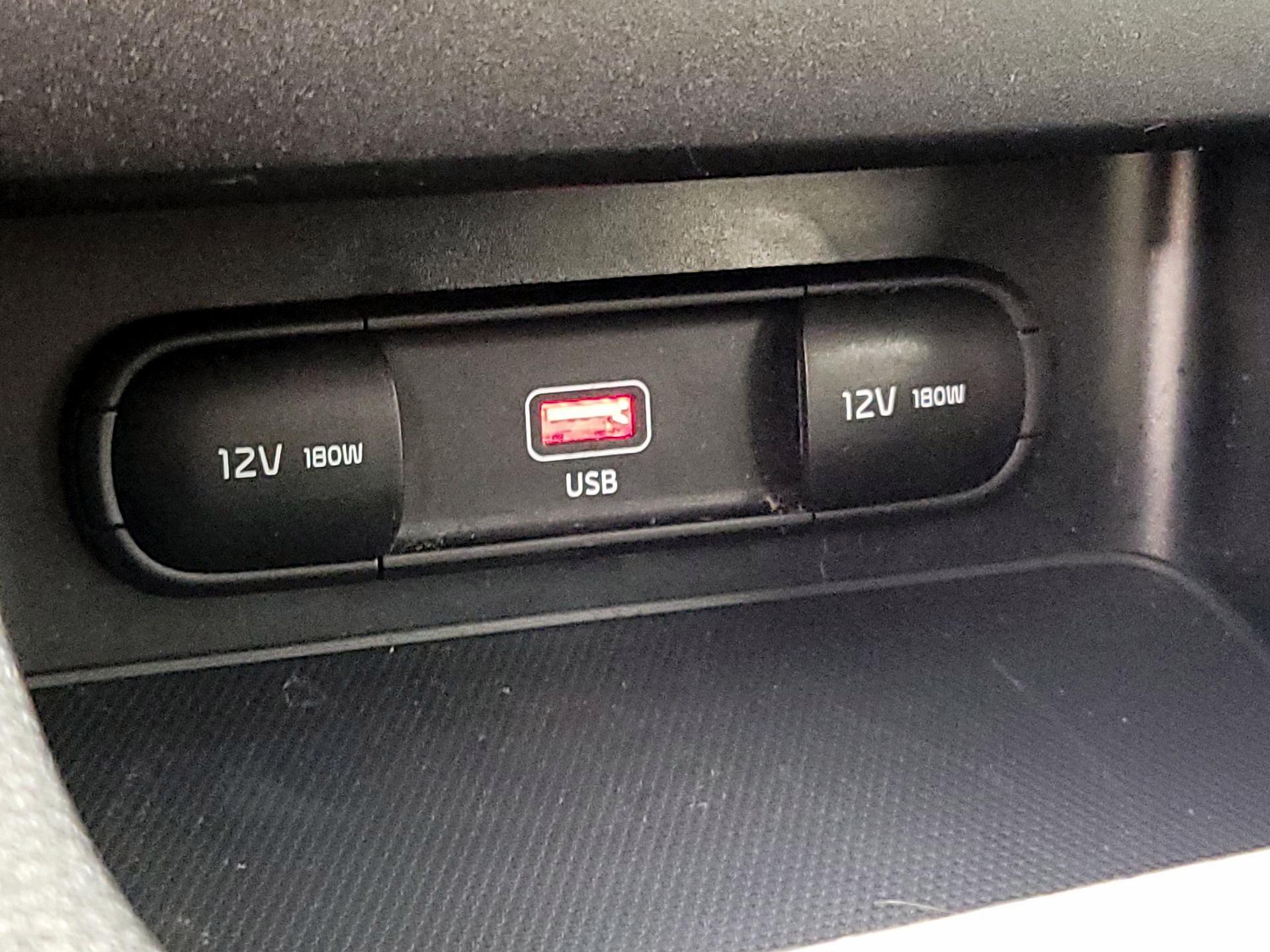 Thumbnail: 2023 Kia Forte - 18