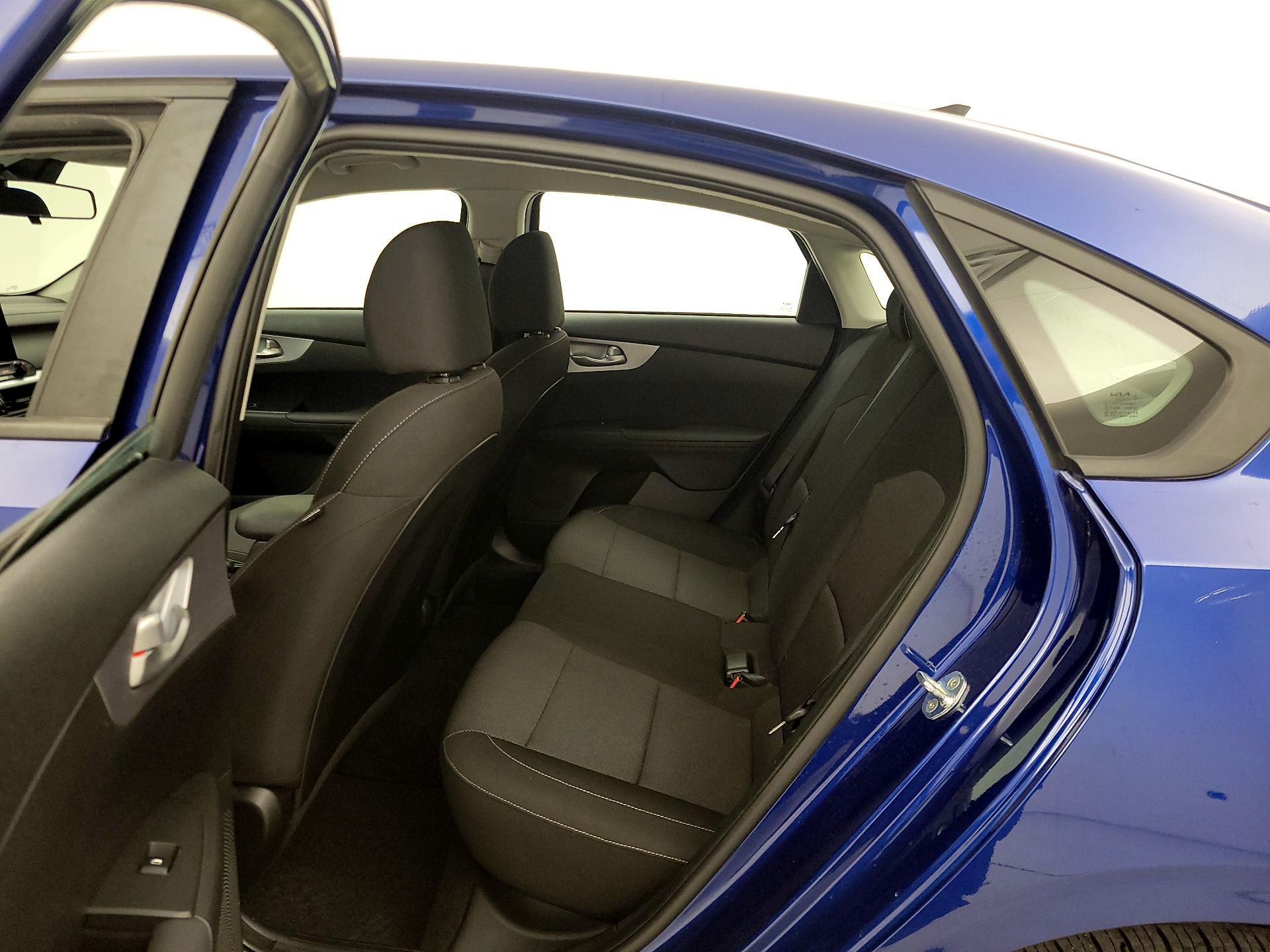 Thumbnail: 2023 Kia Forte - 19