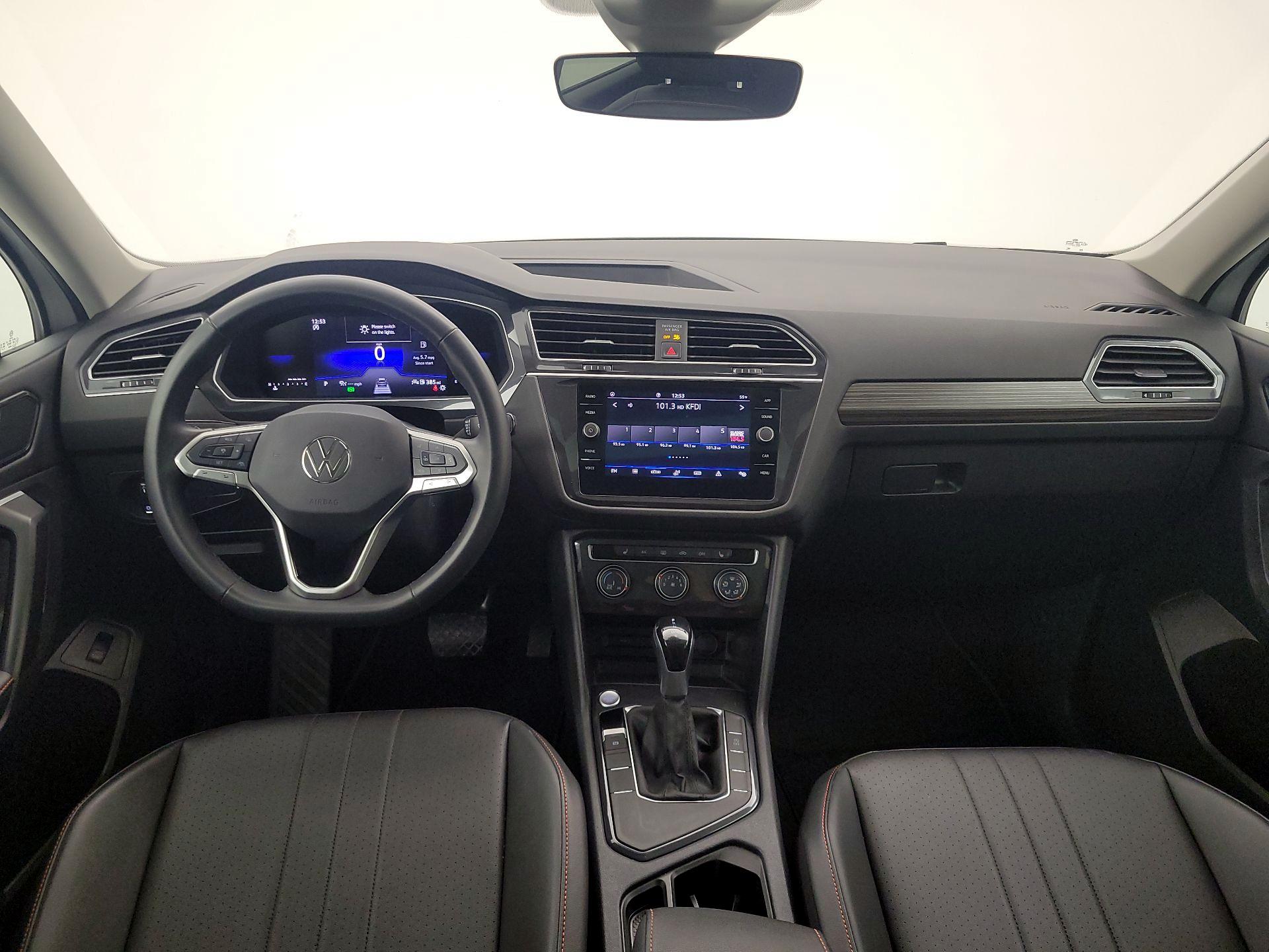 Thumbnail: 2024 Volkswagen Tiguan - 9