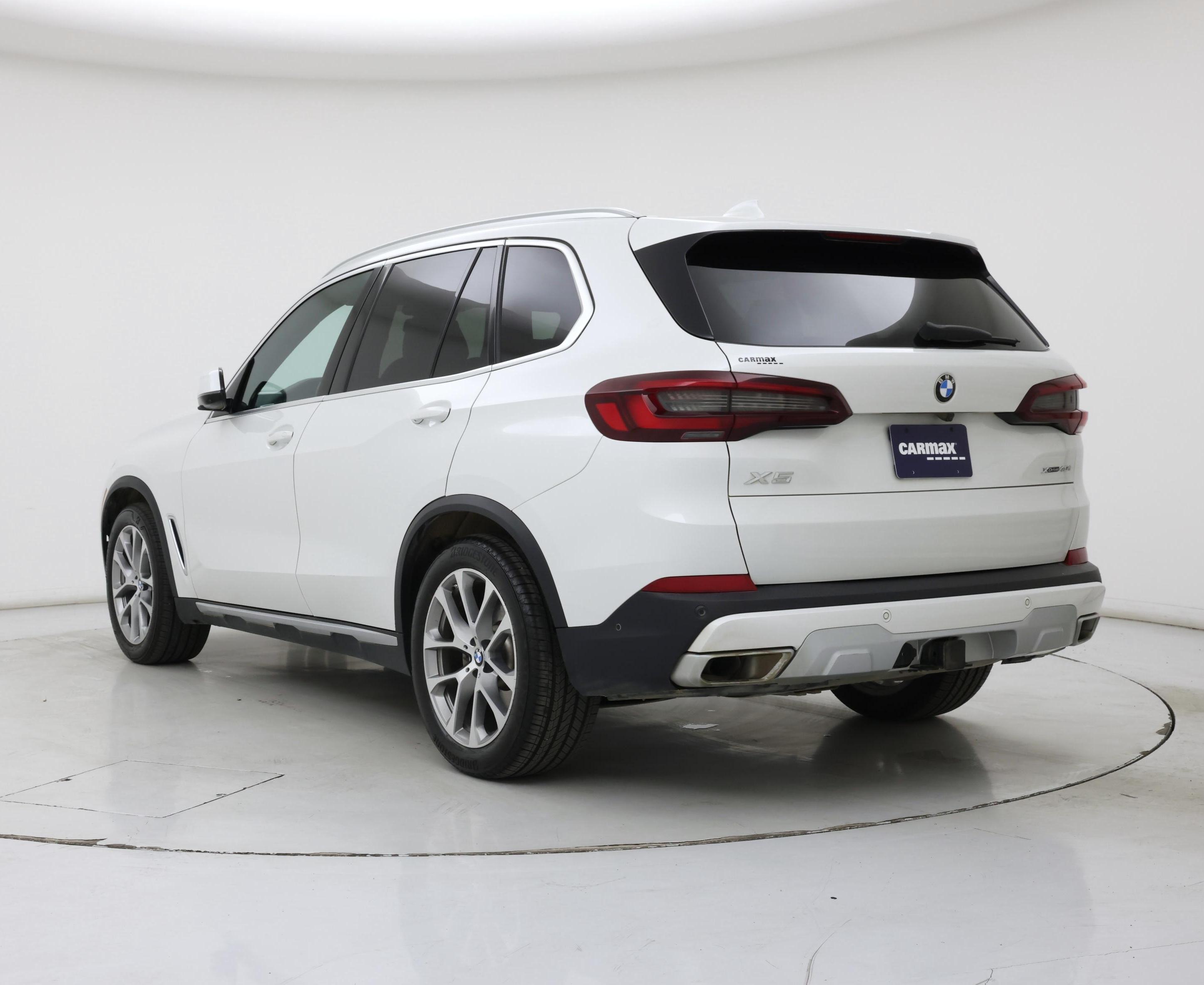 Thumbnail: 2023 BMW X5 - 2