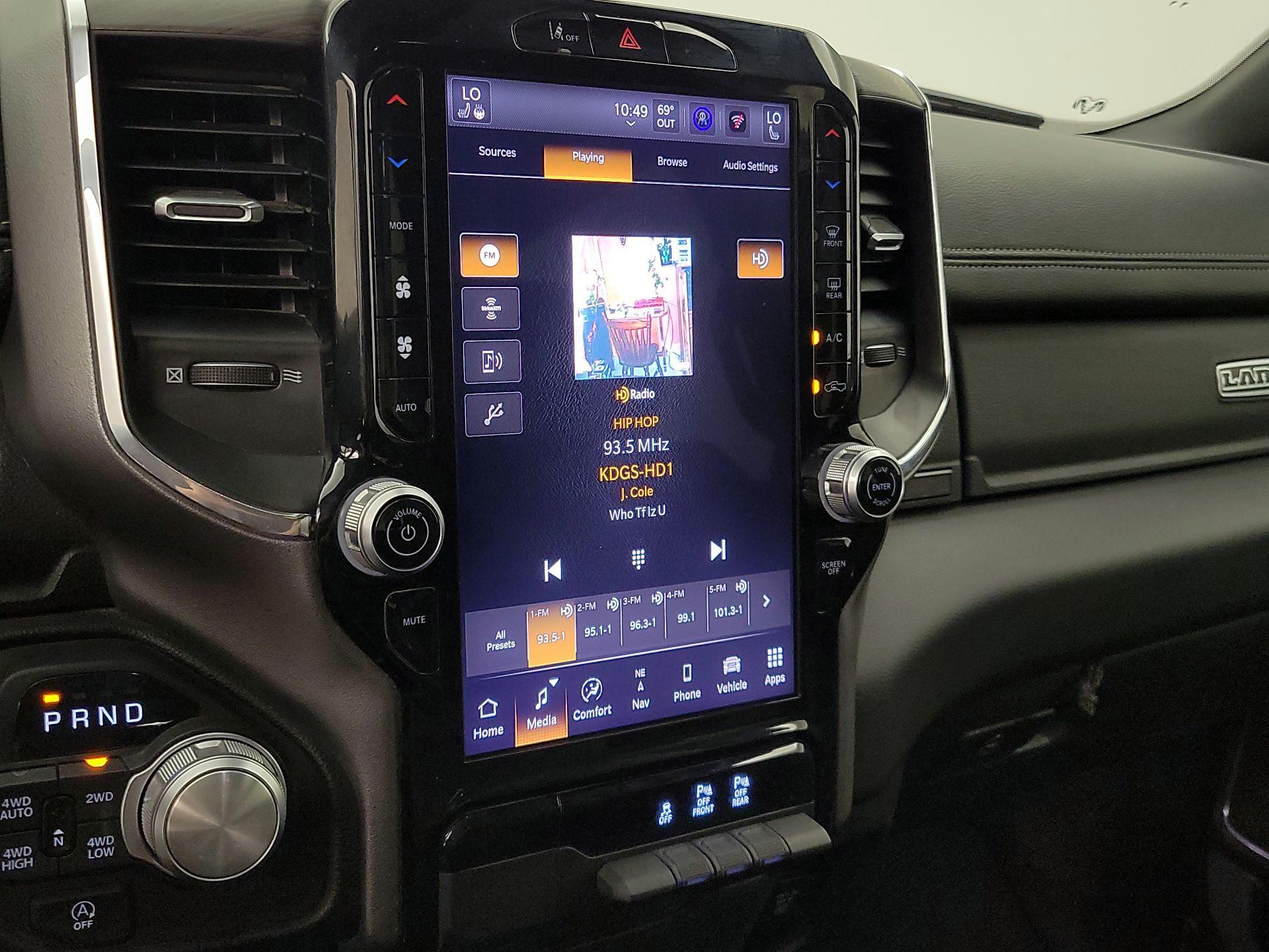 Thumbnail: 2025 RAM 1500 - 16