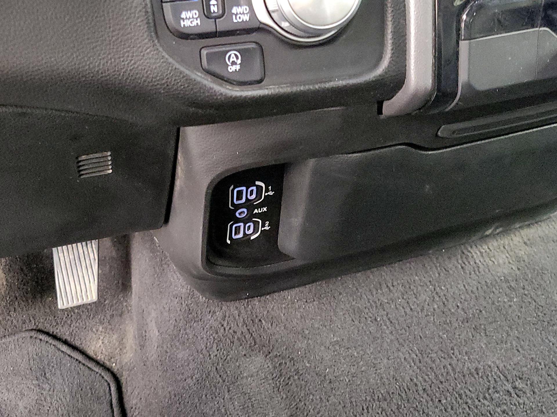 Thumbnail: 2025 RAM 1500 - 19