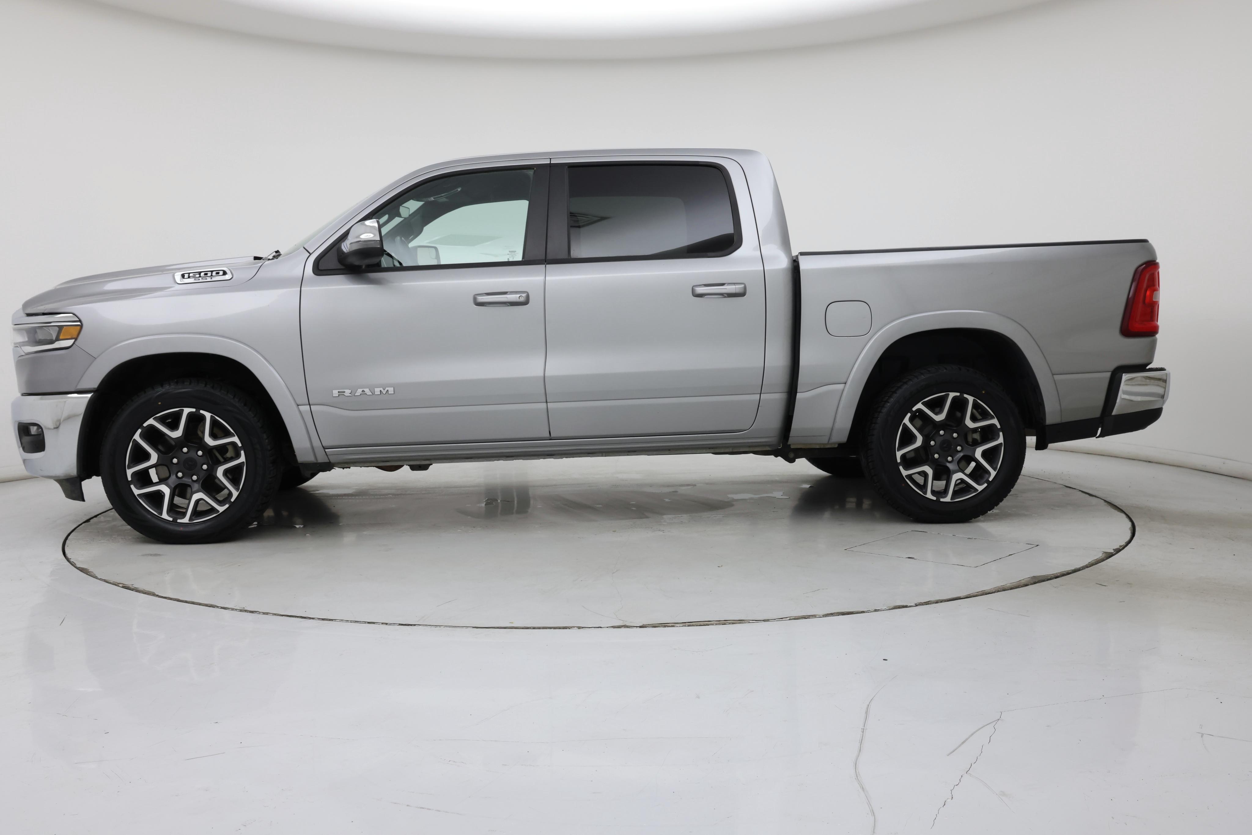 Thumbnail: 2025 RAM 1500 - 3