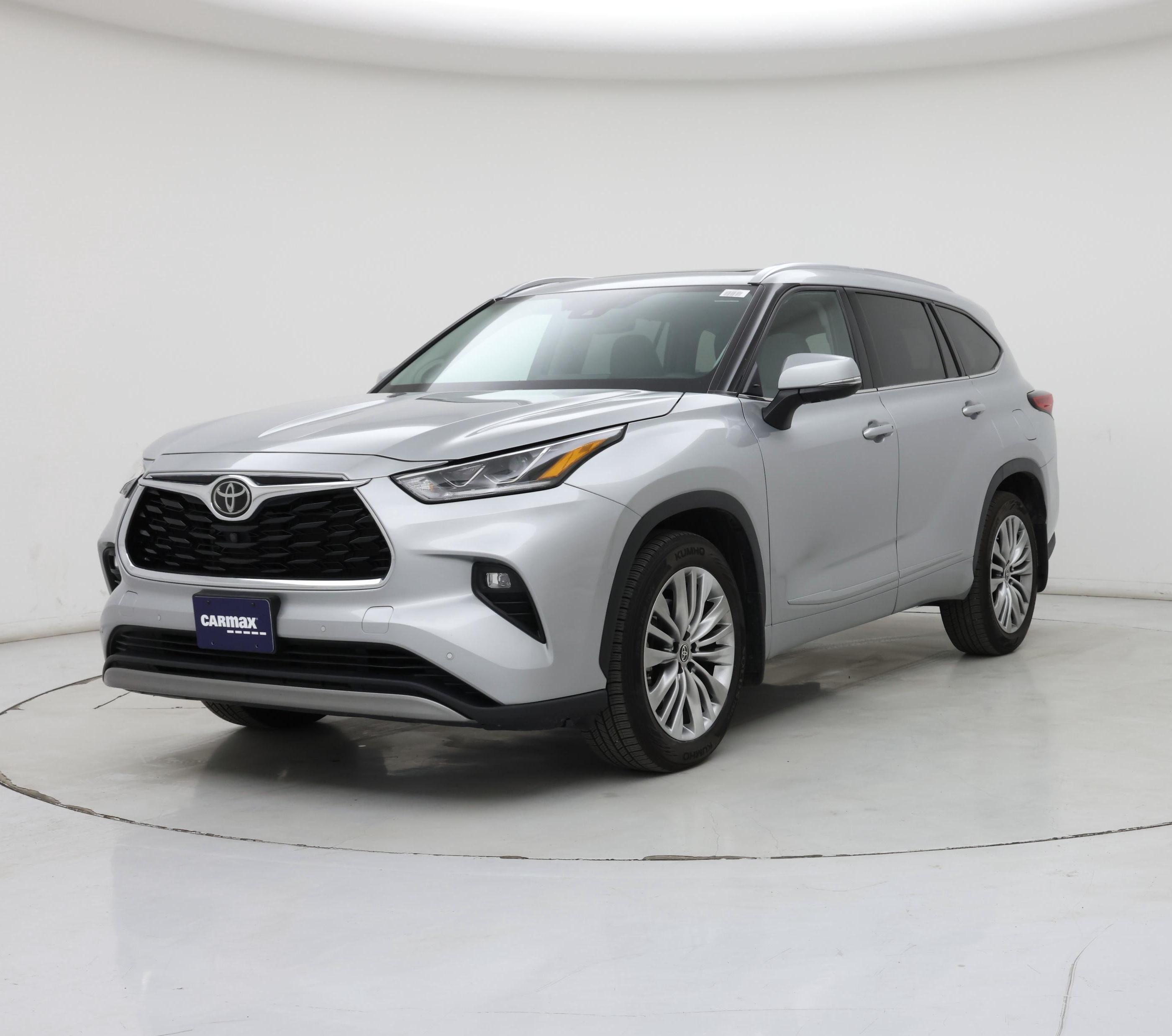 Thumbnail: 2022 Toyota Highlander - 4