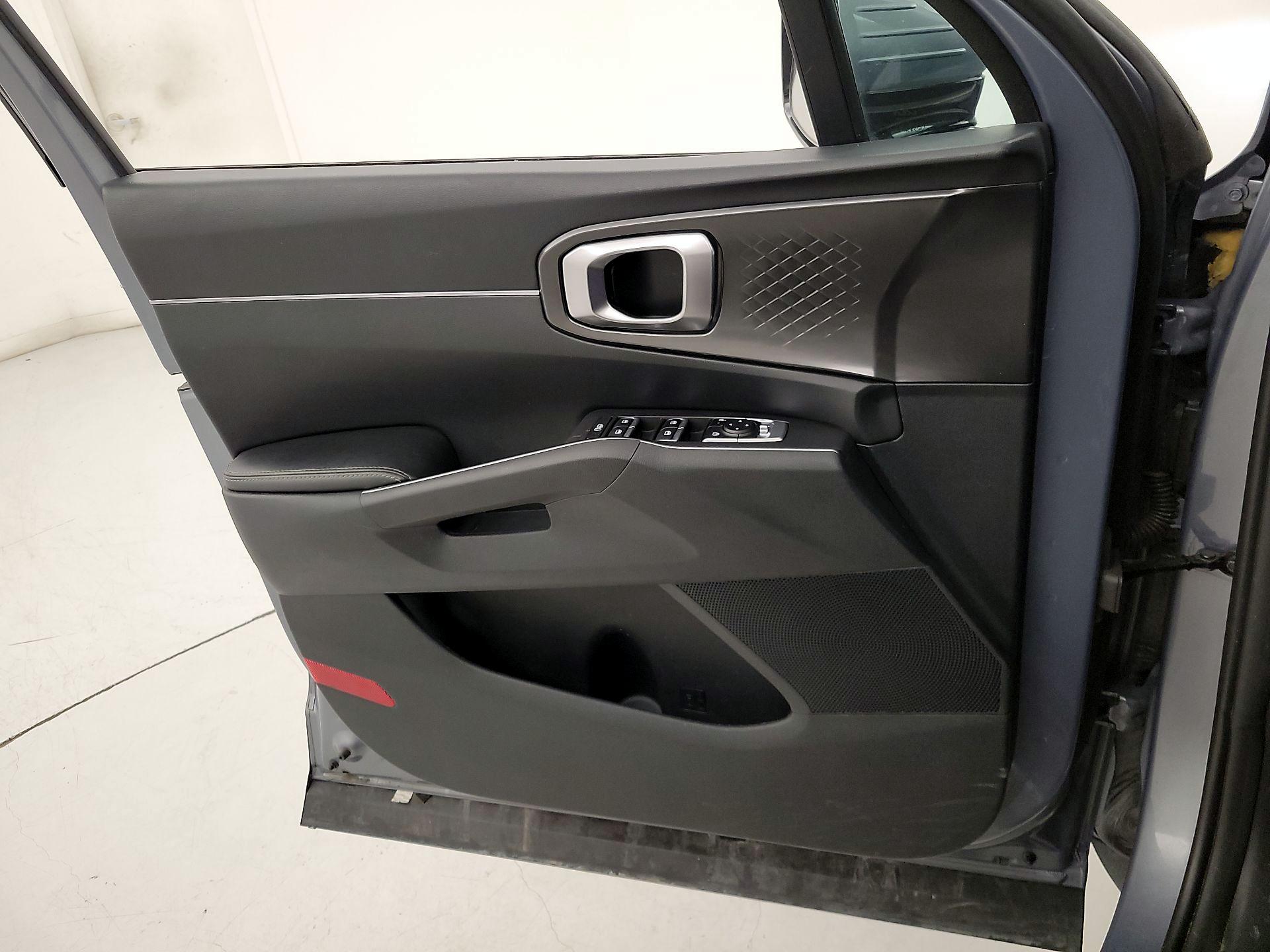 Thumbnail: 2024 Kia Sorento - 12