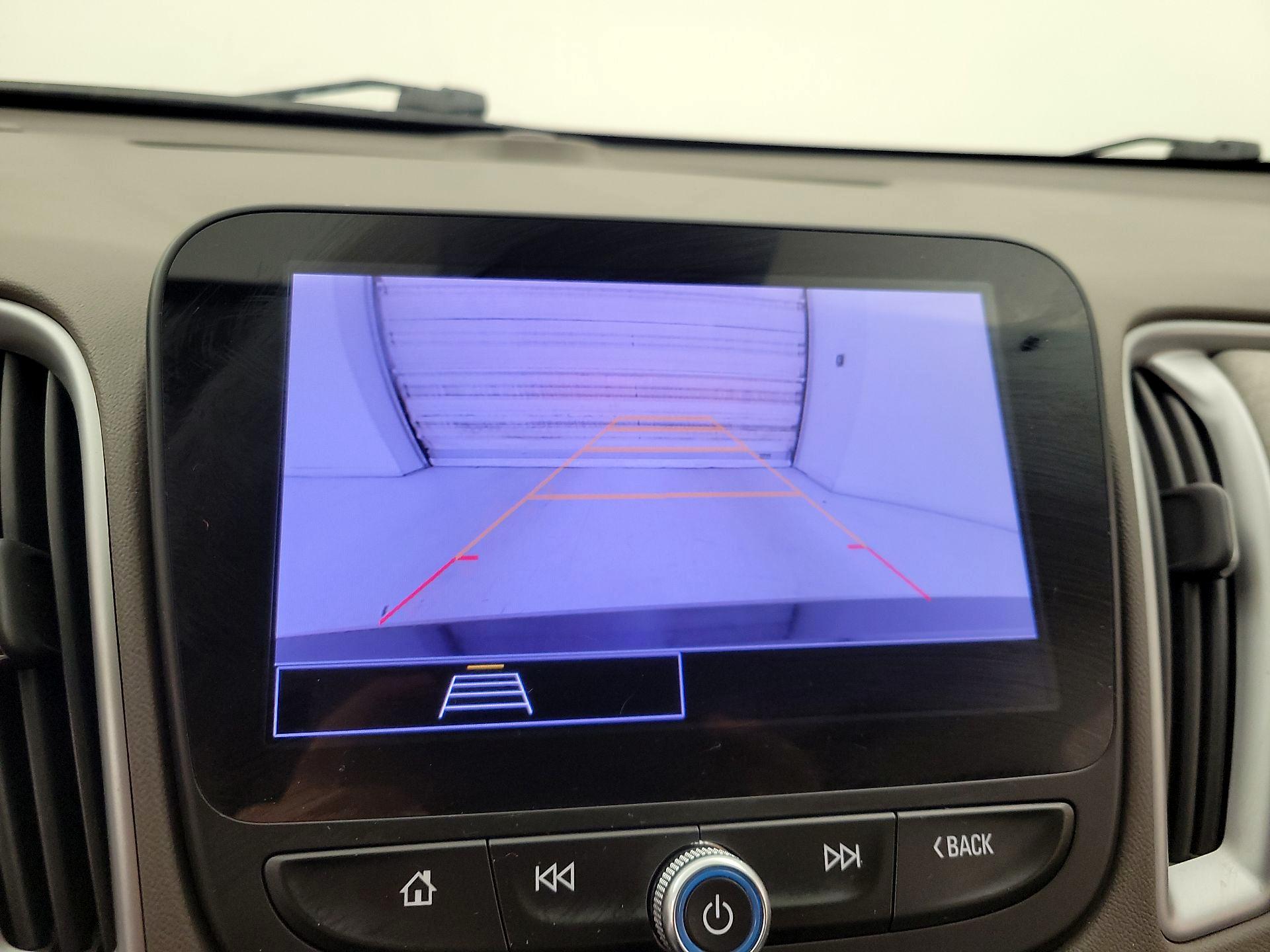 Thumbnail: 2023 Chevrolet Malibu - 14