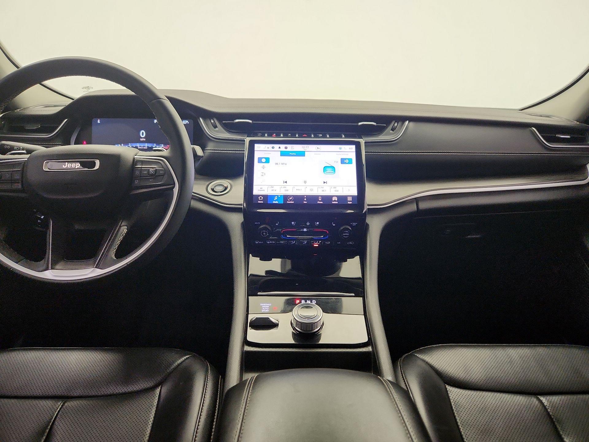 Thumbnail: 2024 Jeep Grand Cherokee - 9