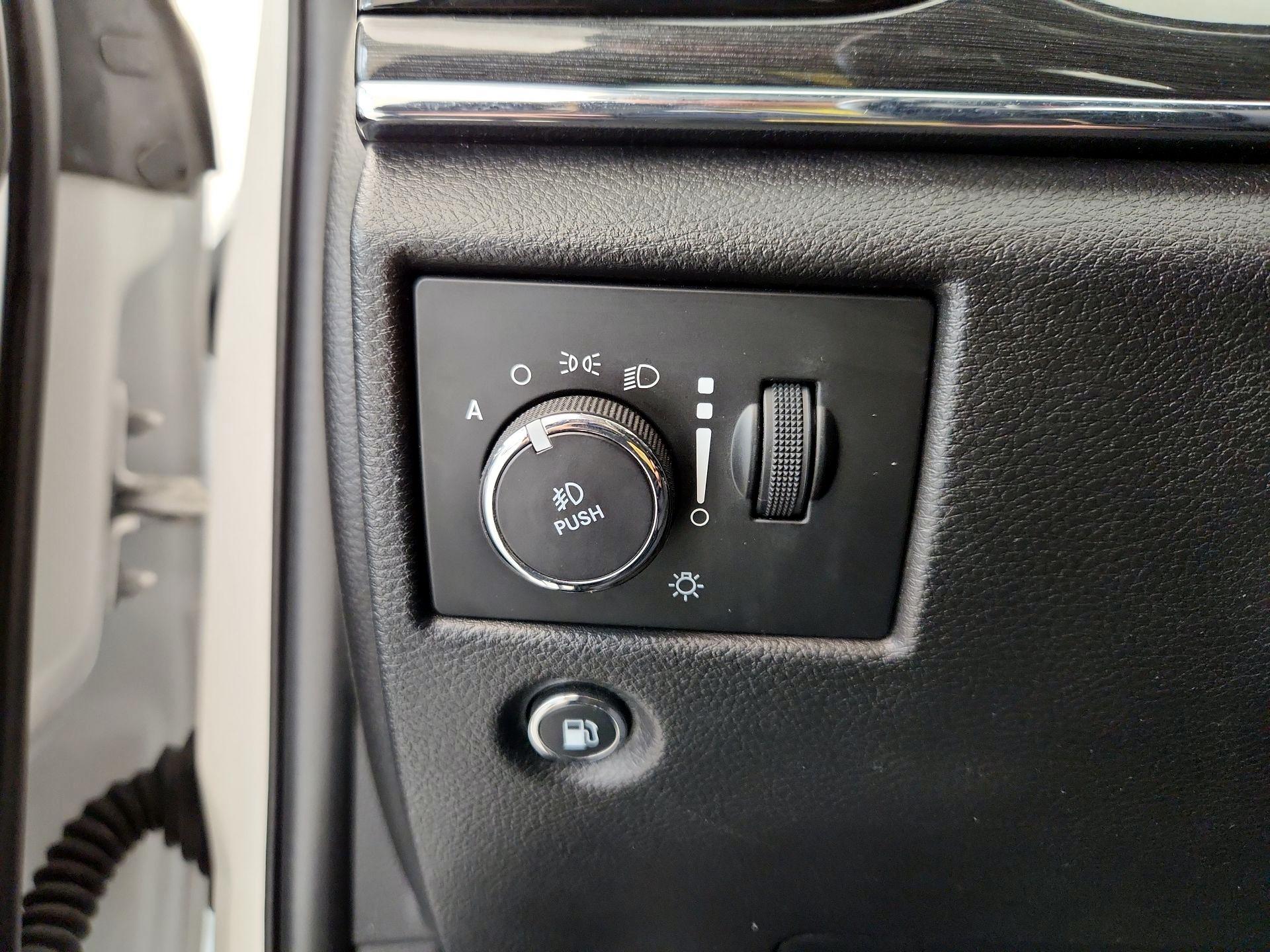 Thumbnail: 2021 Jeep Grand Cherokee - 13