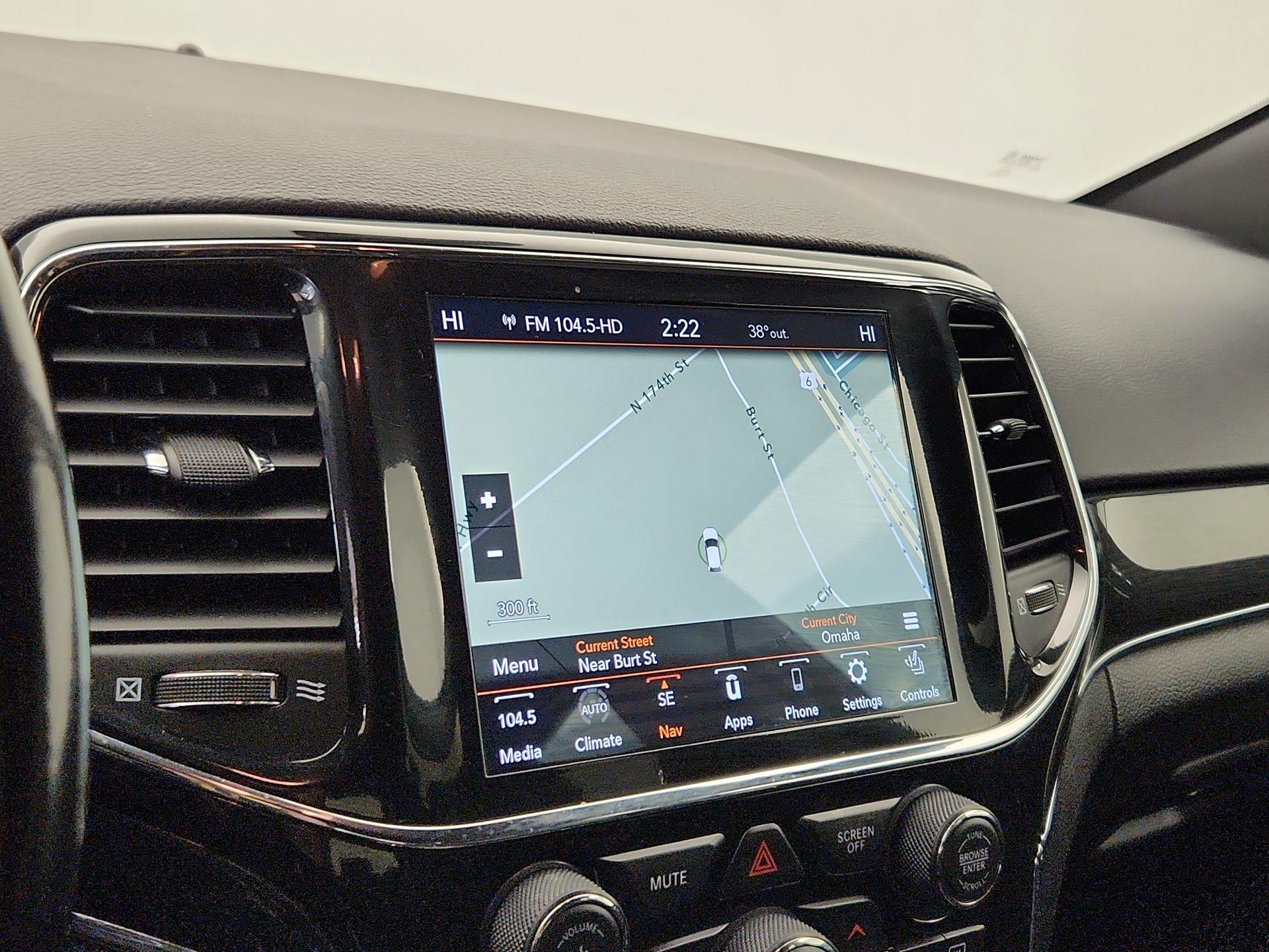 Thumbnail: 2021 Jeep Grand Cherokee - 14