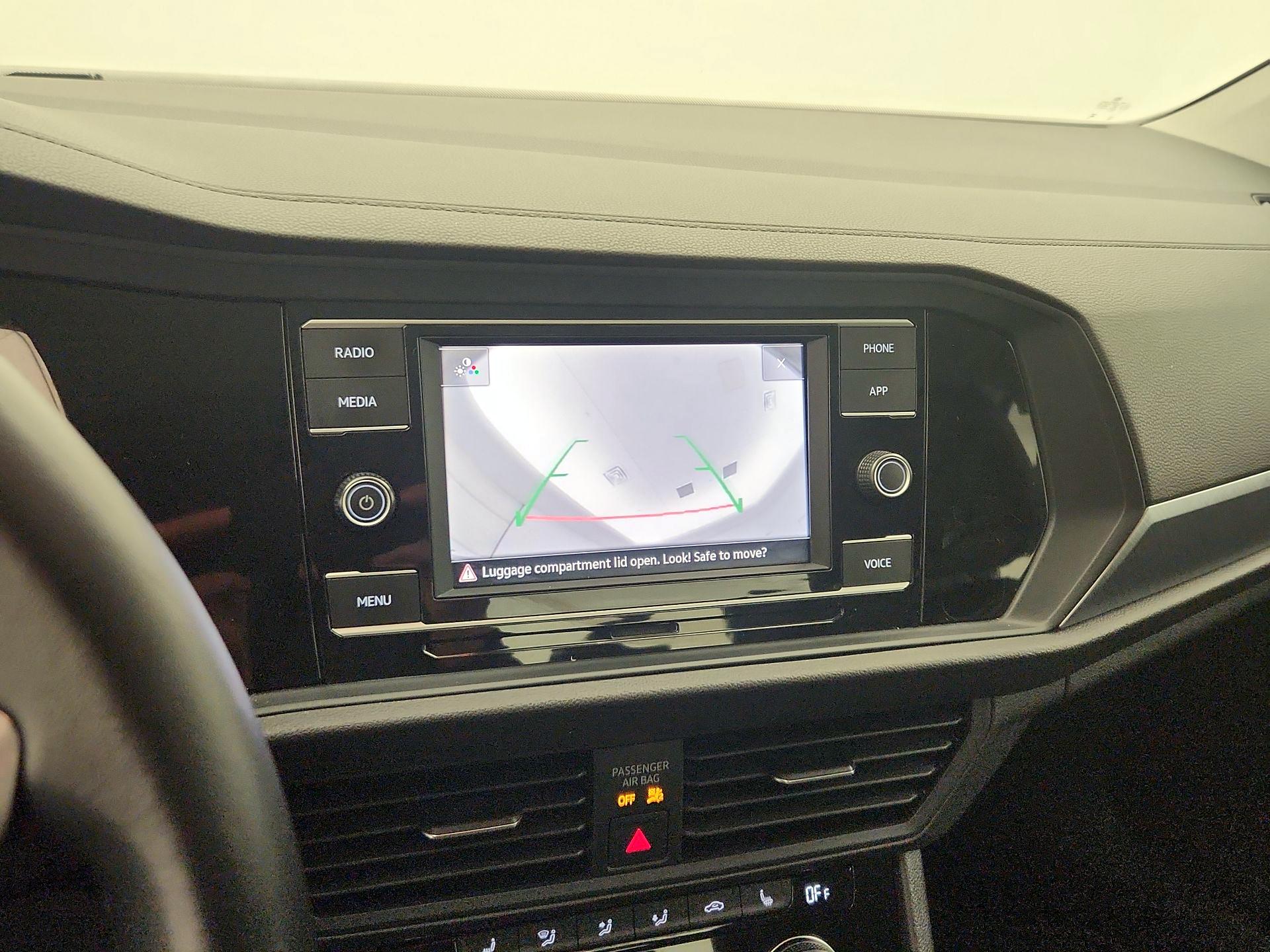 Thumbnail: 2023 Volkswagen Jetta - 14