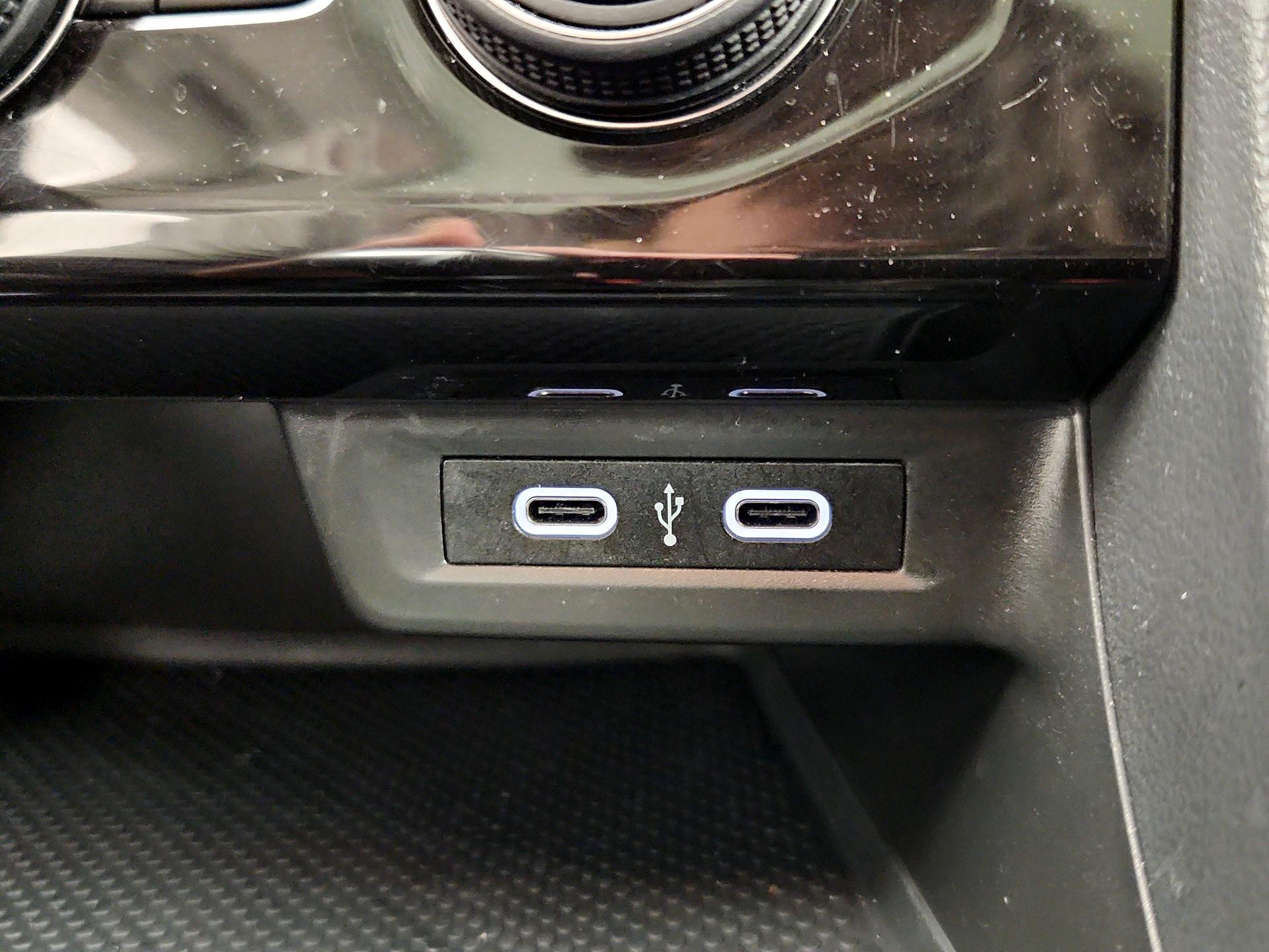 Thumbnail: 2023 Volkswagen Jetta - 18