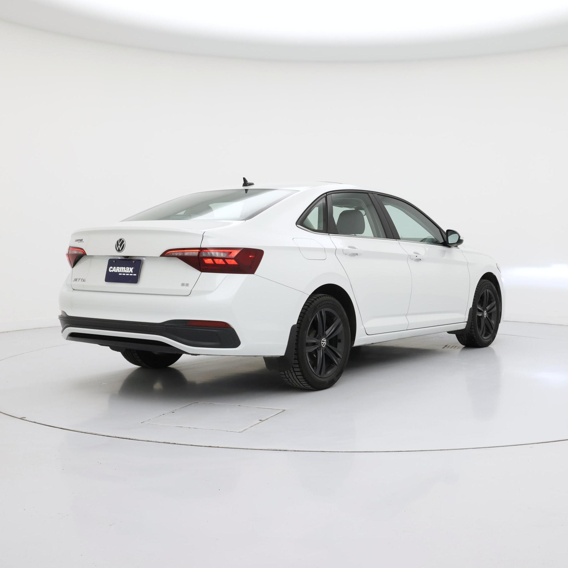 Thumbnail: 2023 Volkswagen Jetta - 8