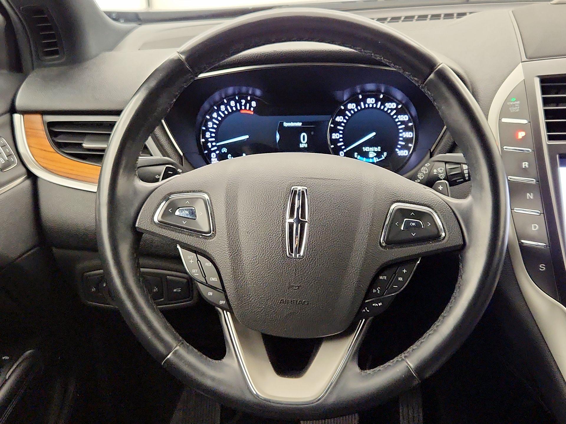 Thumbnail: 2019 Lincoln MKC - 10