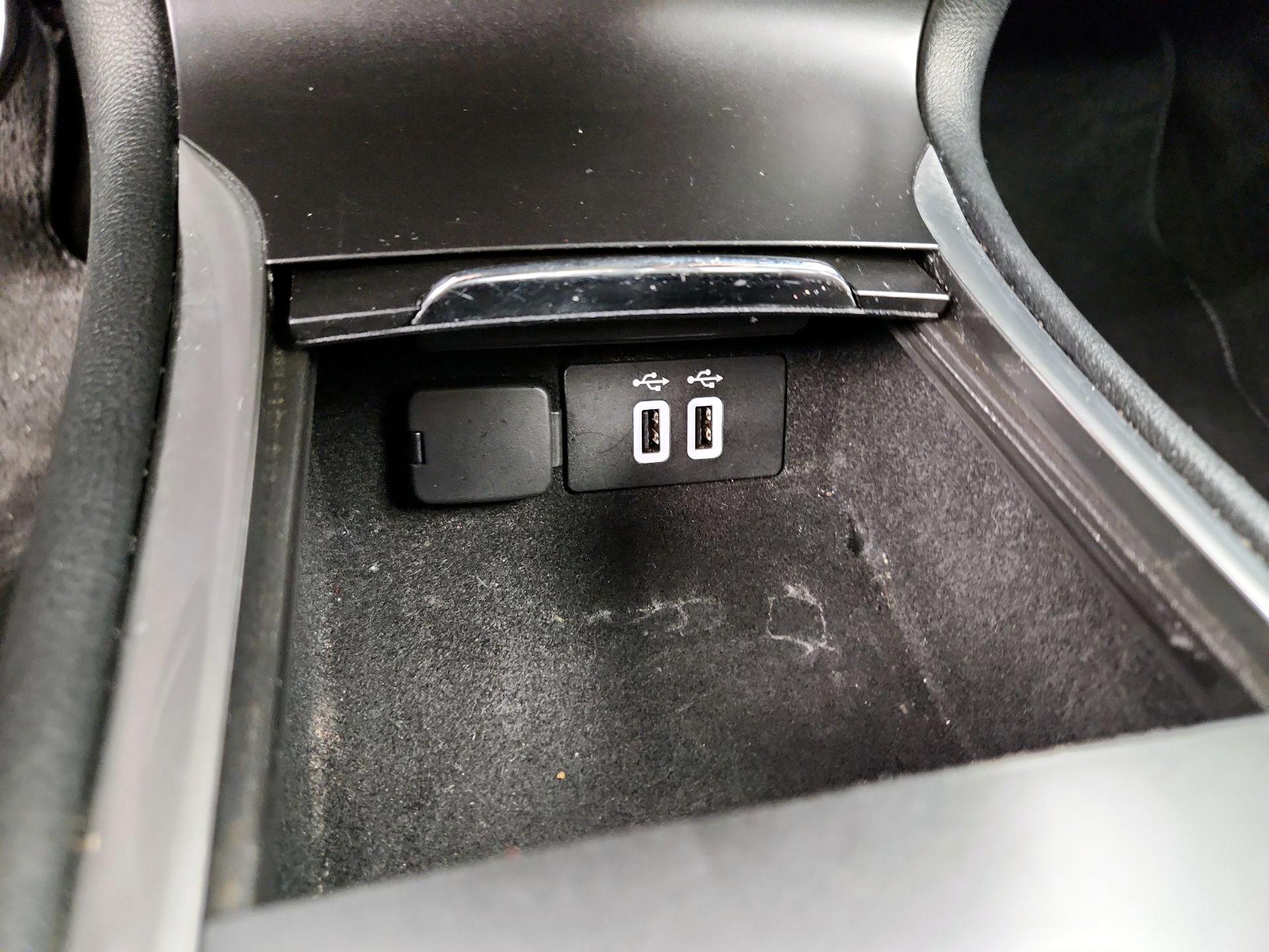 Thumbnail: 2019 Lincoln MKC - 19