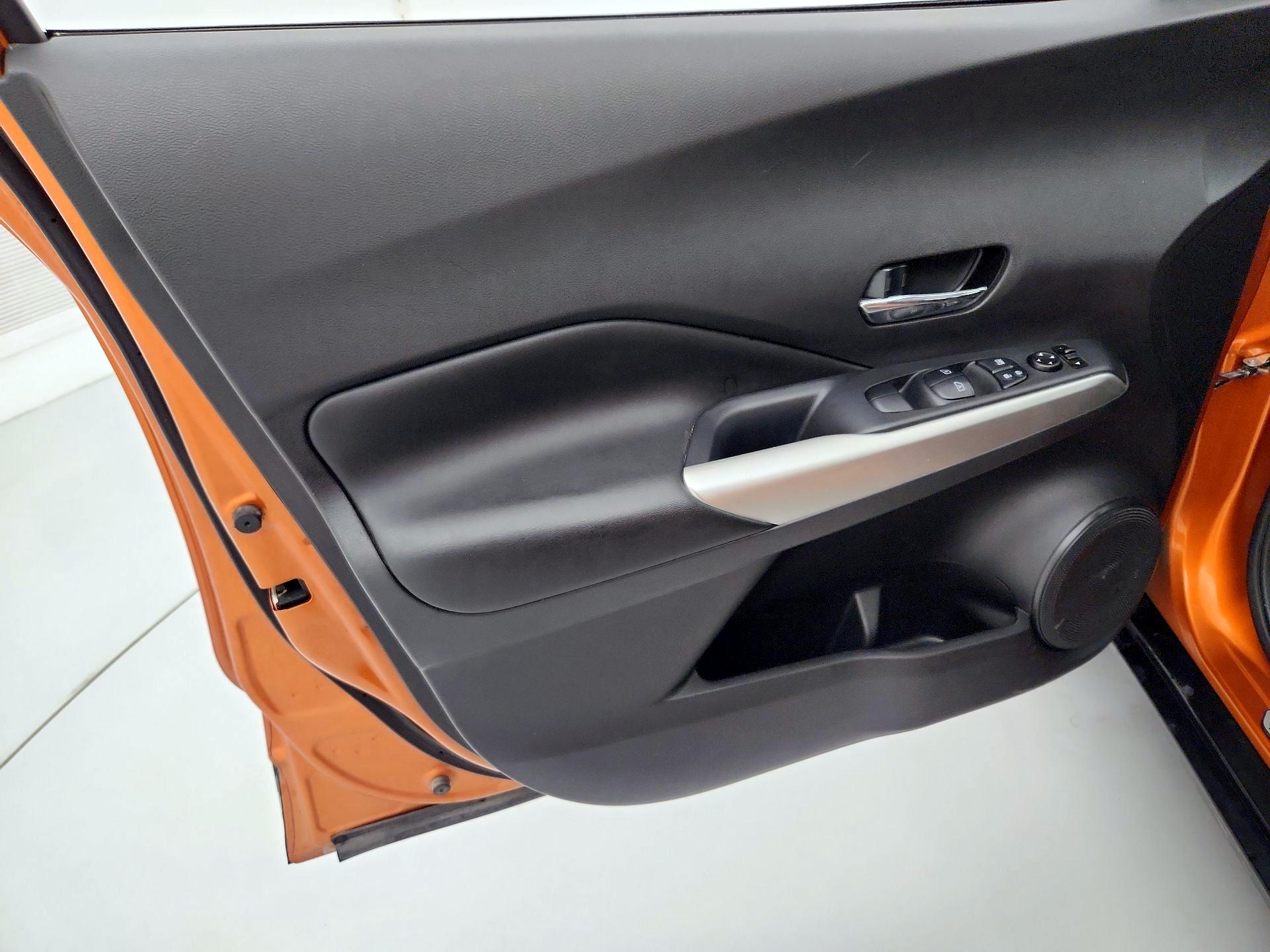 Thumbnail: 2019 Nissan Kicks - 12