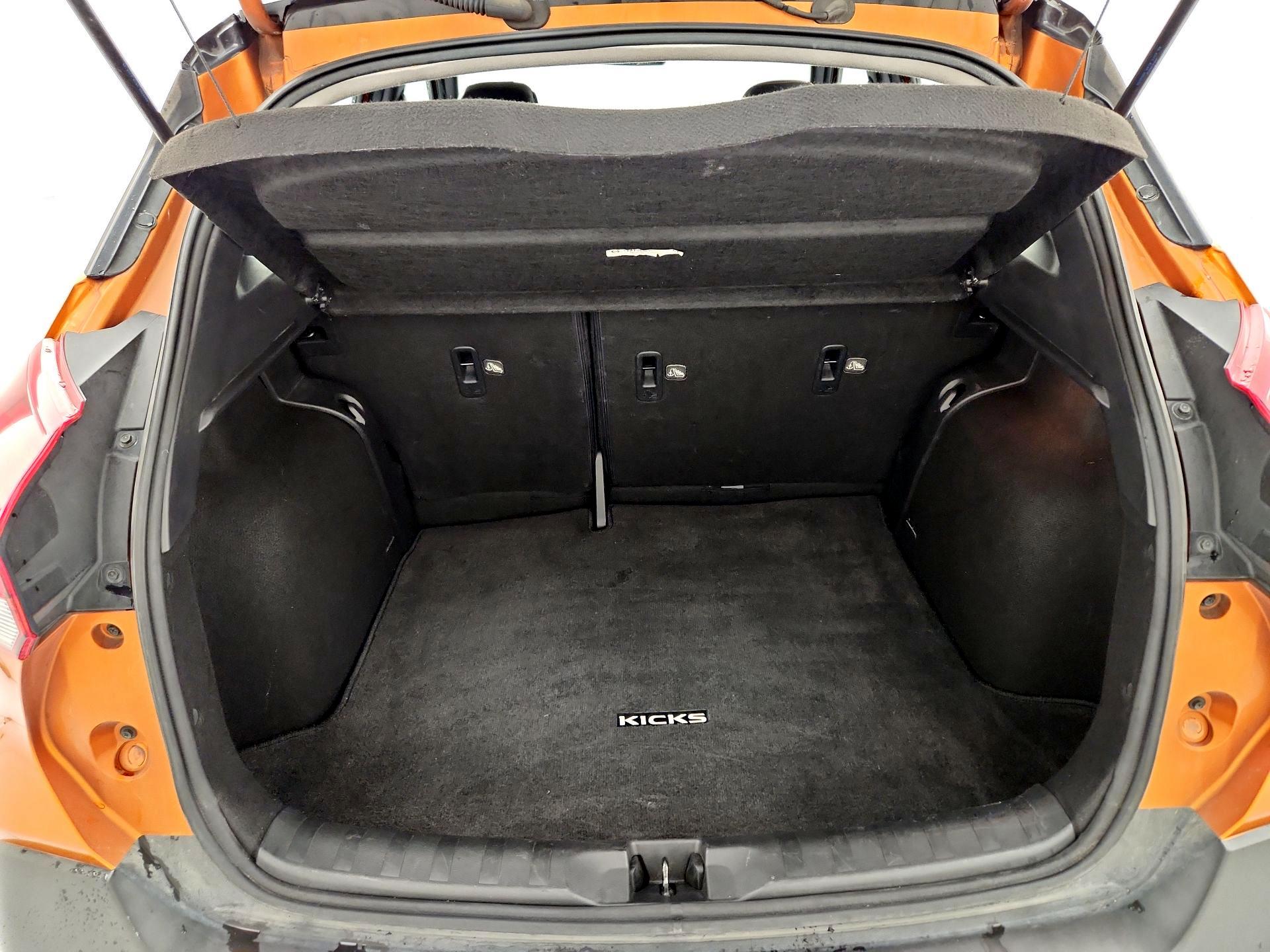 Thumbnail: 2019 Nissan Kicks - 20