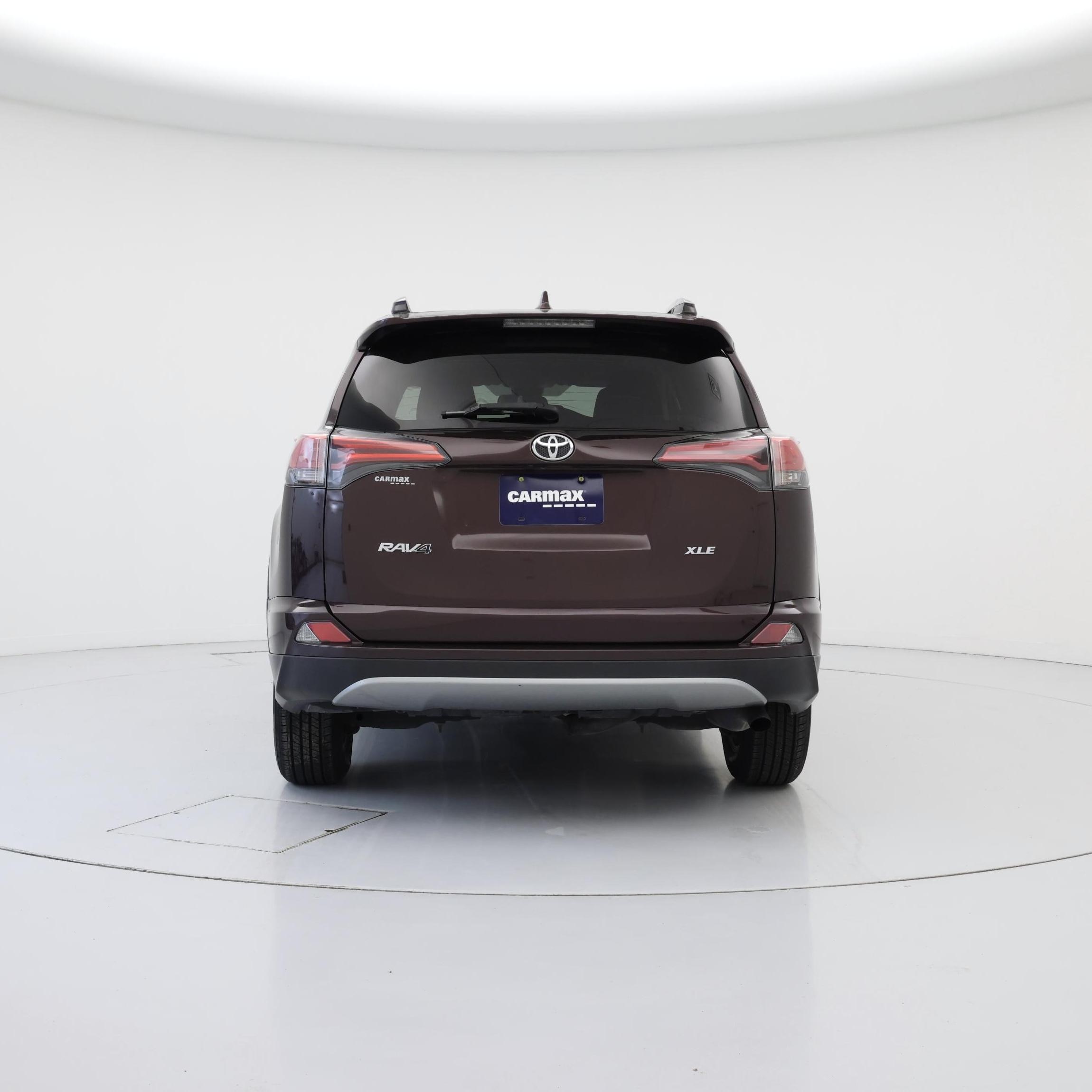 Thumbnail: 2017 Toyota RAV4 - 6