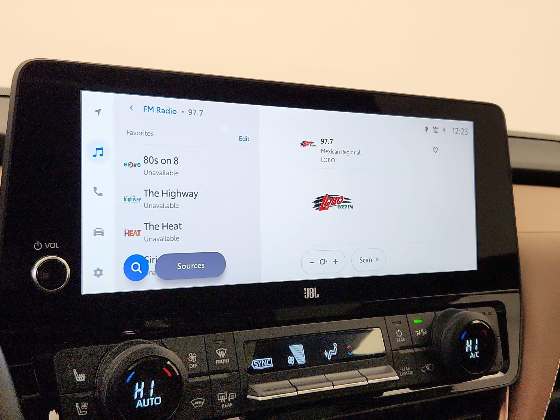 Thumbnail: 2025 Toyota Highlander - 15