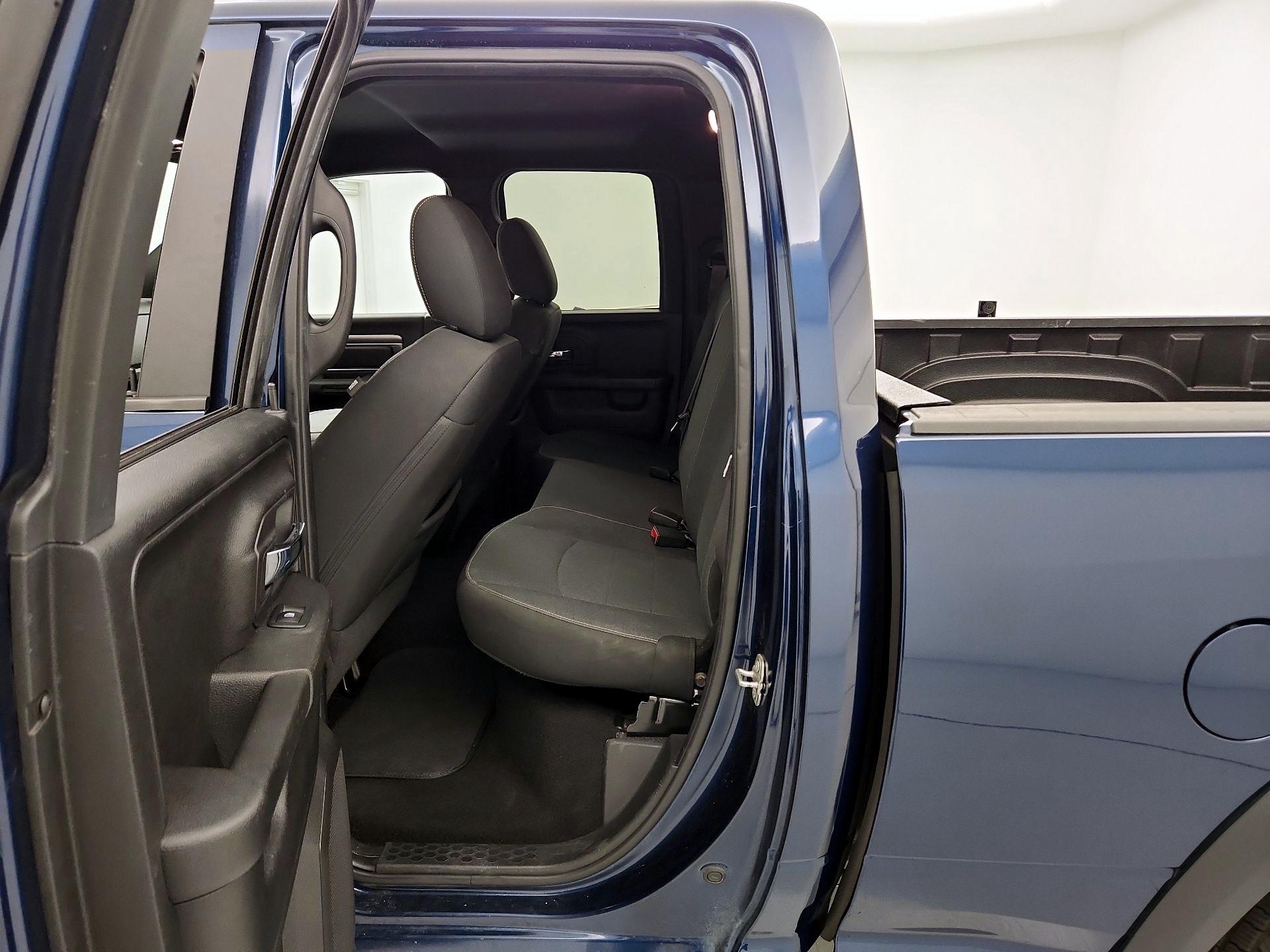 Thumbnail: 2021 RAM 1500 Classic - 19