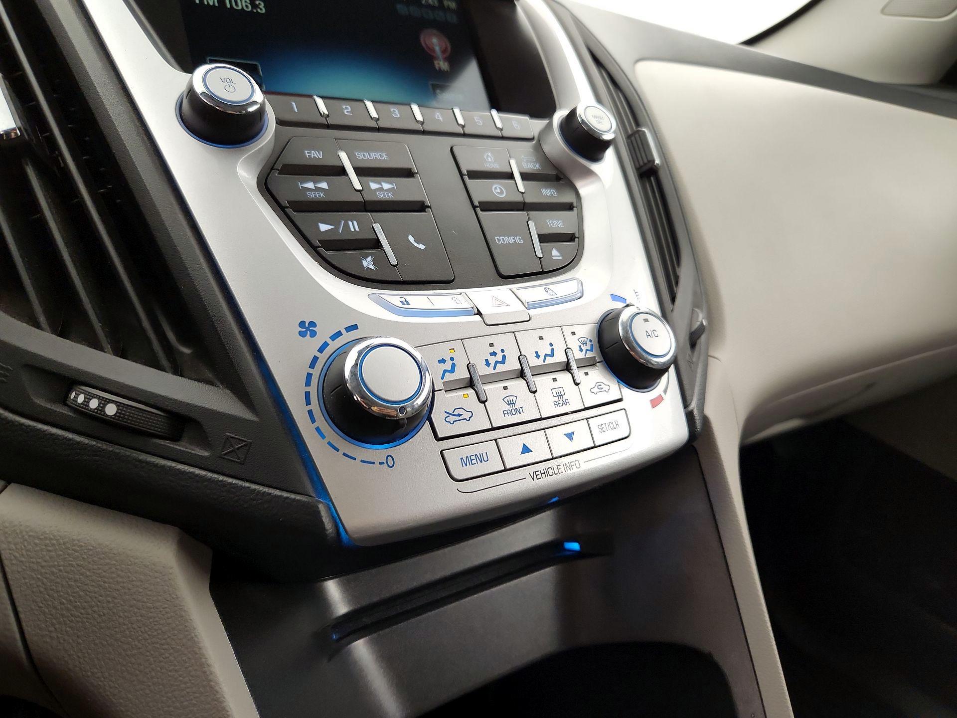 Thumbnail: 2014 Chevrolet Equinox - 16
