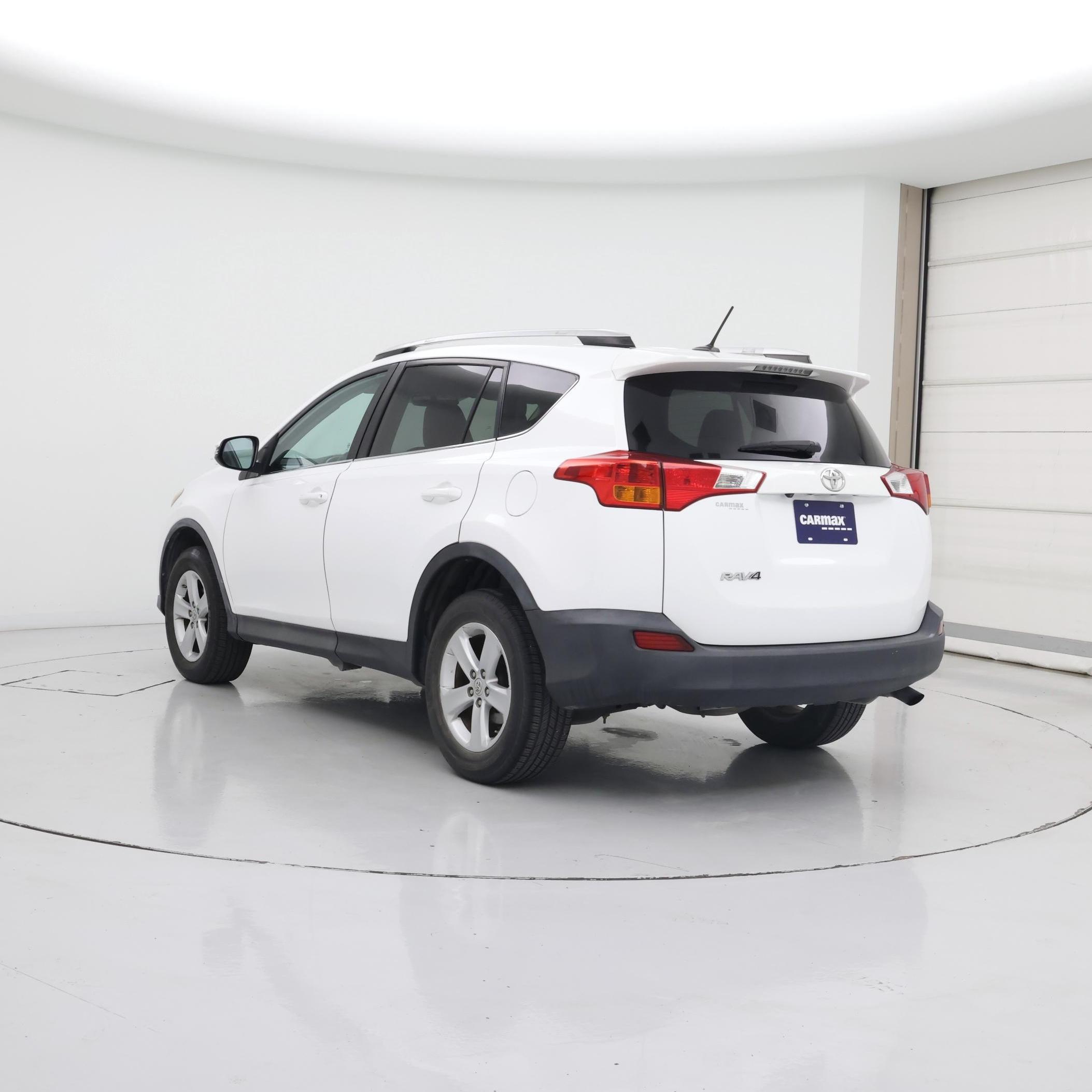 Thumbnail: 2014 Toyota RAV4 - 2