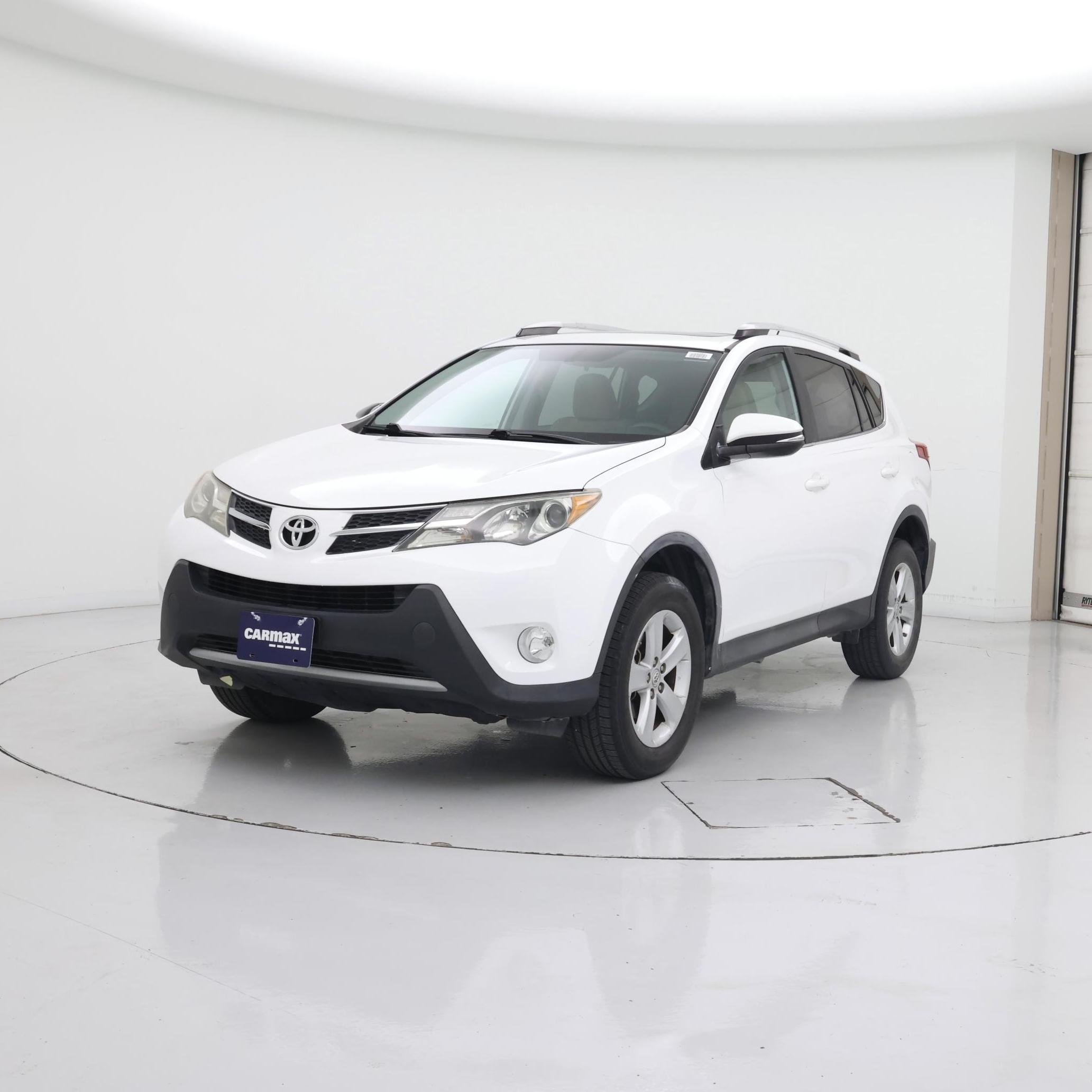 Thumbnail: 2014 Toyota RAV4 - 4